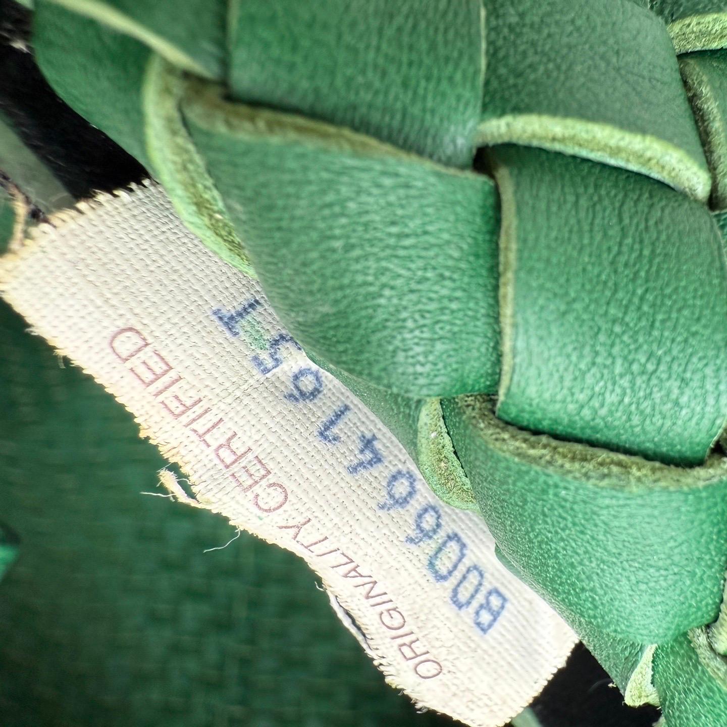 Bottega Veneta Cabat Tote Green Intreccio Leather 45cm For Sale 12