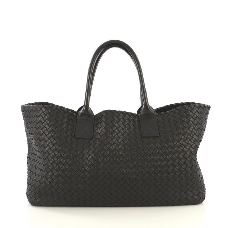 Bottega Veneta Cabat Tote Intrecciato Nappa Medium In Excellent Condition In NY, NY