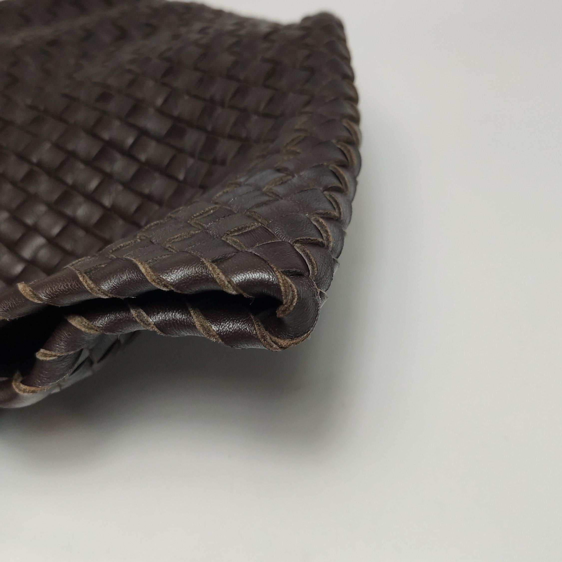 Bottega Veneta Cabat Tote Intreccio Leather Dark Chocolate Brown 45cm en vente 8