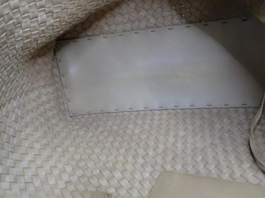 Bottega Veneta Cabat Tote Intreccio Leather Light Brown Beige 42cm For Sale 8