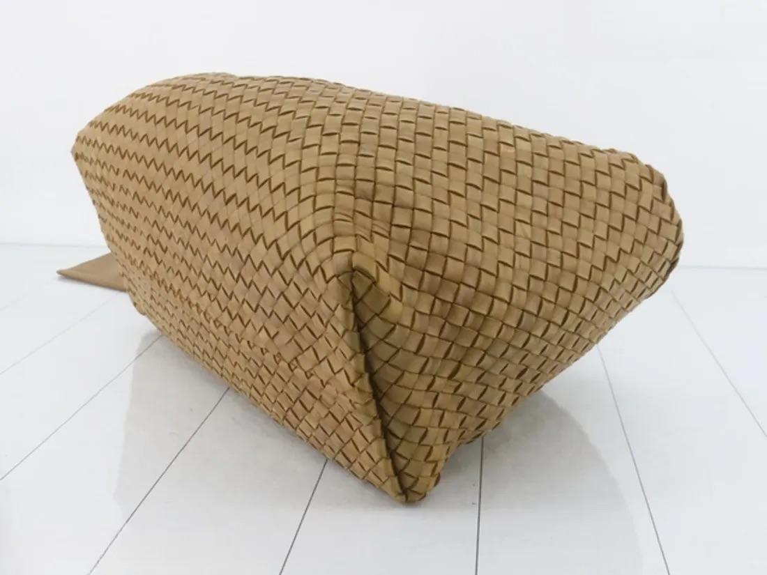 Bottega Veneta Cabat Tote Intreccio Leather Light Brown Beige 42cm For Sale 5