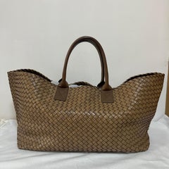 Bottega Veneta Cabat Tote Intreccio Leather Milk Chocolate Brown 45cm