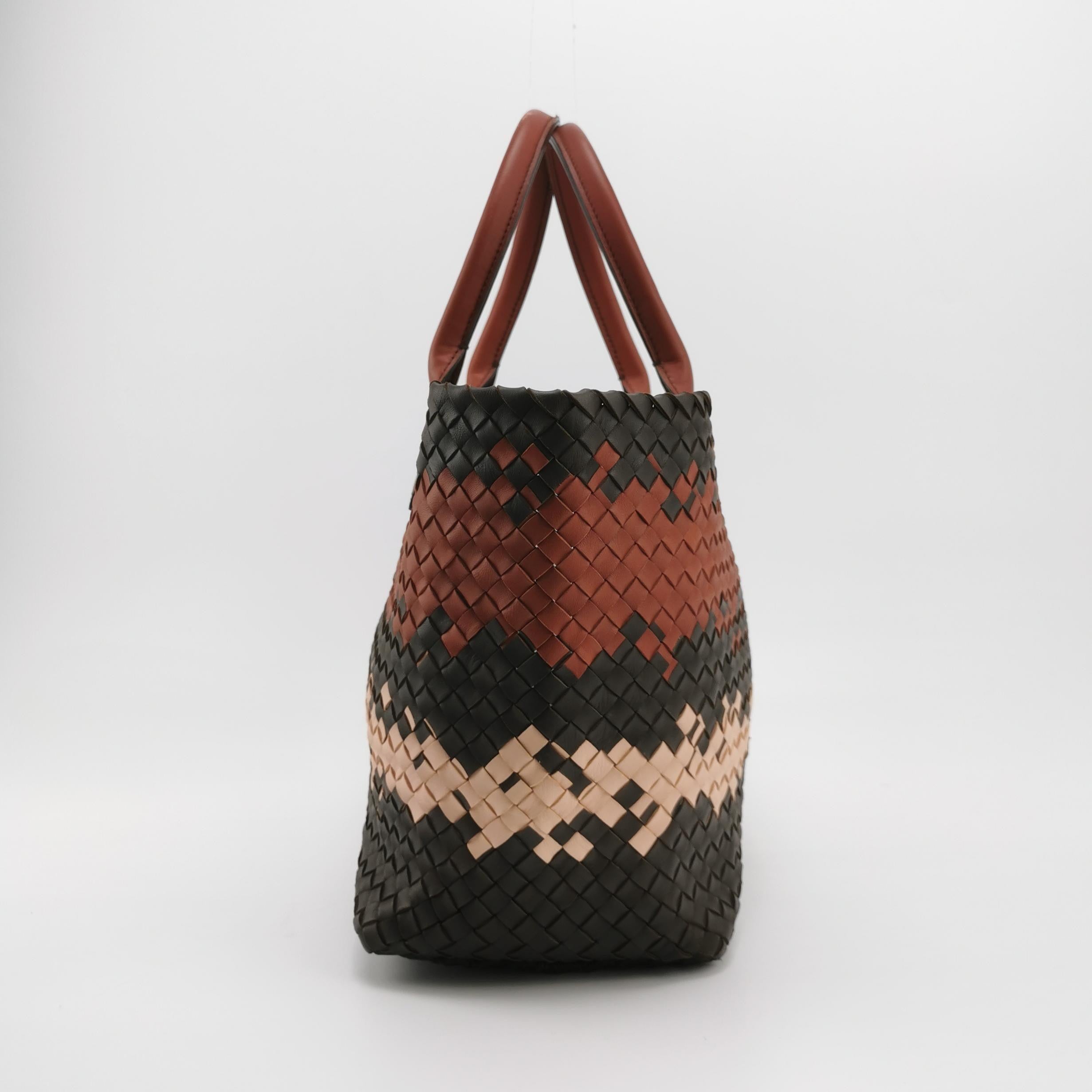 Black Bottega Veneta Cabat Tote Intreccio Leather Multicolor Brown Burgundy Beige 42cm For Sale