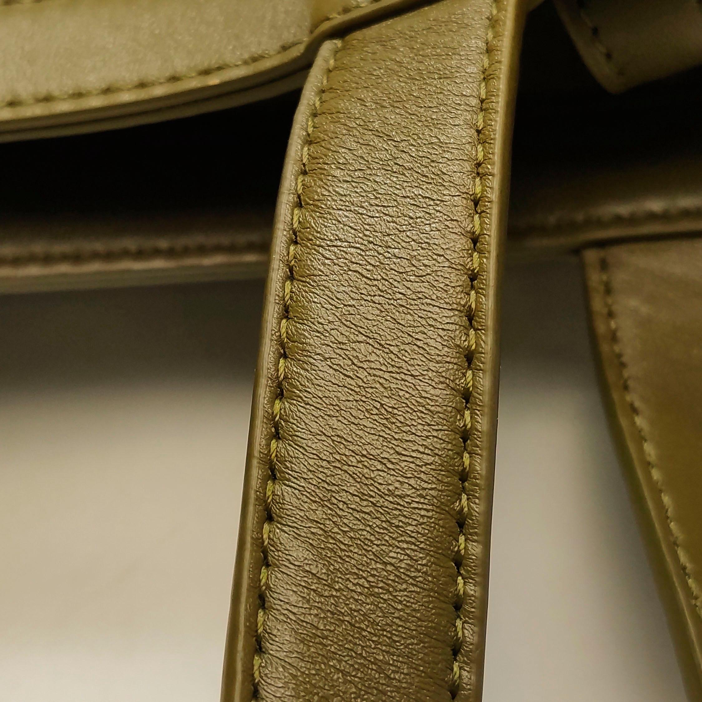 Bottega Veneta Cabat Tote Olive Green Suede Leather 38cm en vente 6