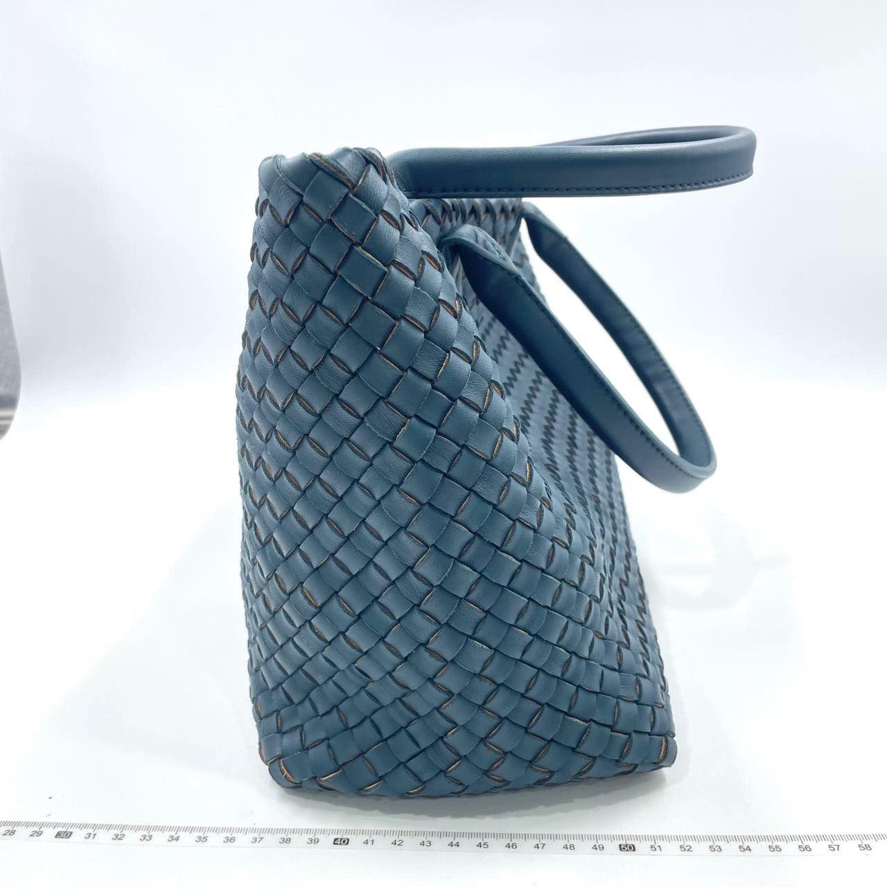 Bottega Veneta Cabat Tote Small/Medium Intreccio Blue Green Leather For Sale 5