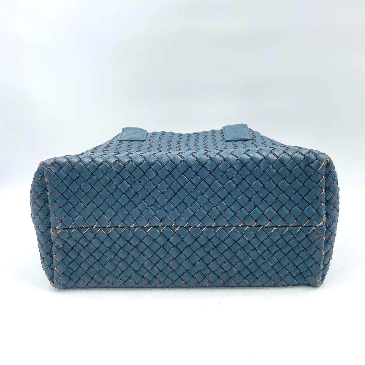 Bottega Veneta Cabat Tote Small/Medium Intreccio Blue Green Leather For Sale 8