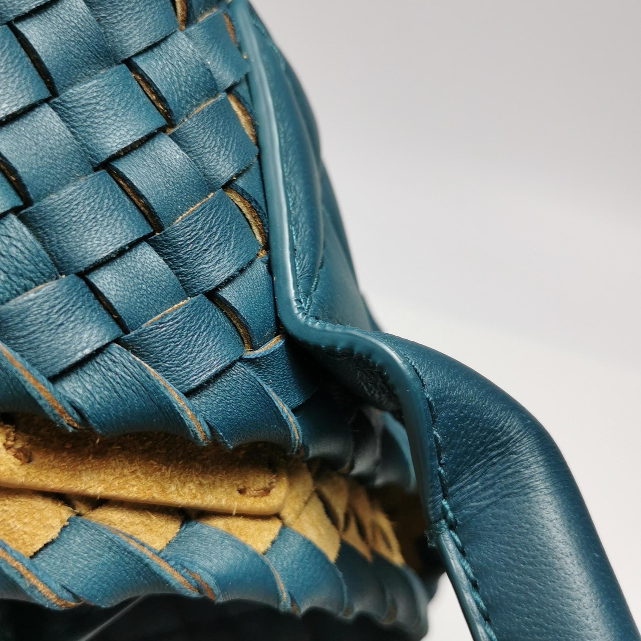 Bottega Veneta Cabat Tote Small/Medium Intreccio Blue Green Leather For Sale 8