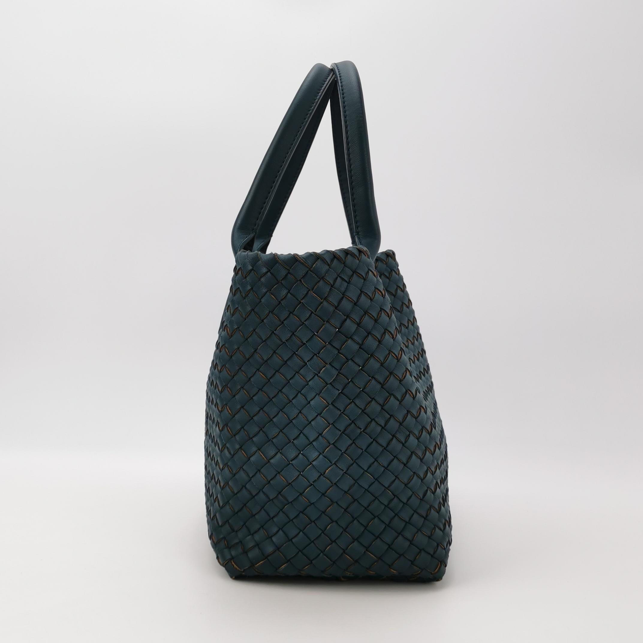 Women's Bottega Veneta Cabat Tote Small/Medium Intreccio Blue Green Leather For Sale