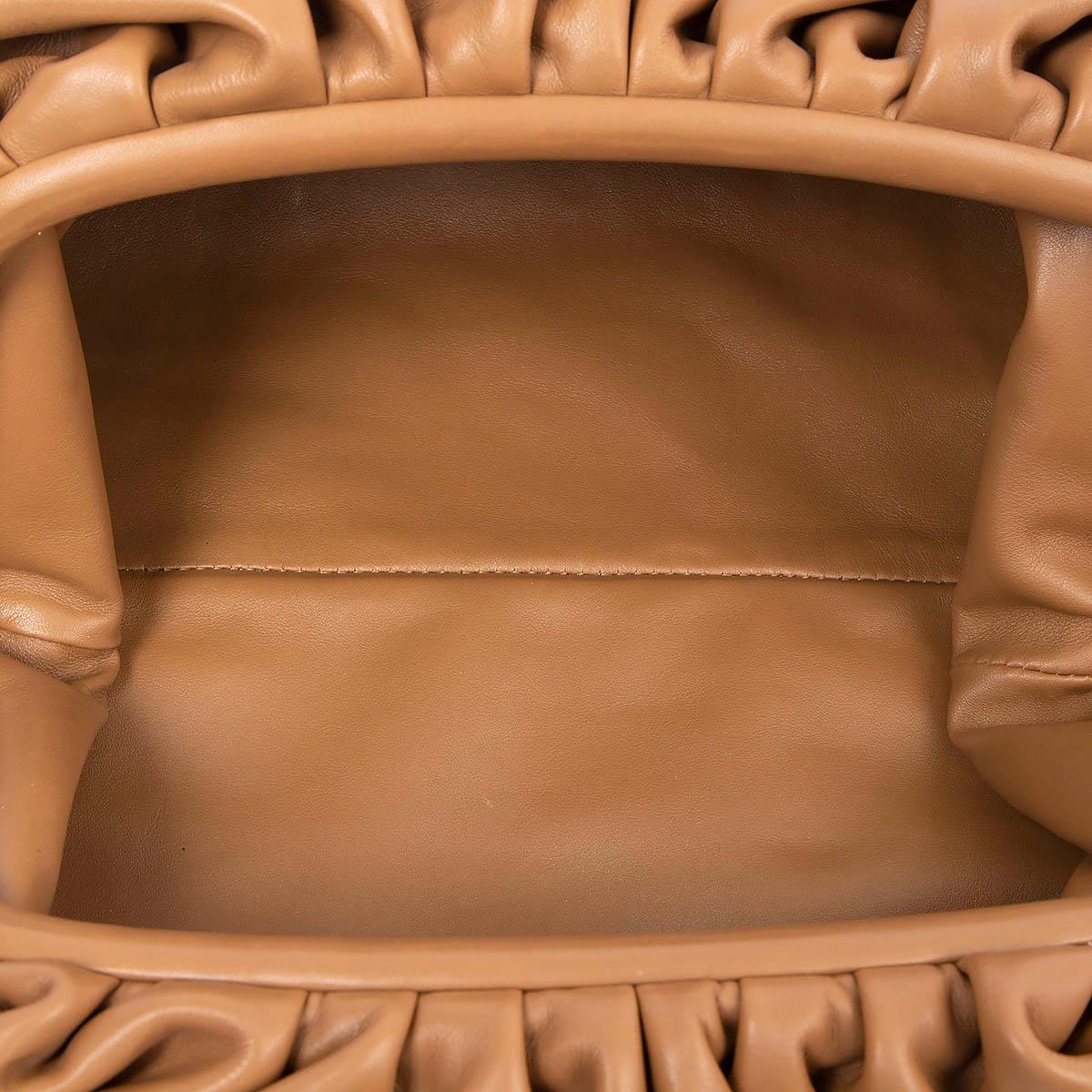 BOTTEGA VENETA camel brown leather POUCH OVERSIZED Clutch Bag For Sale 1