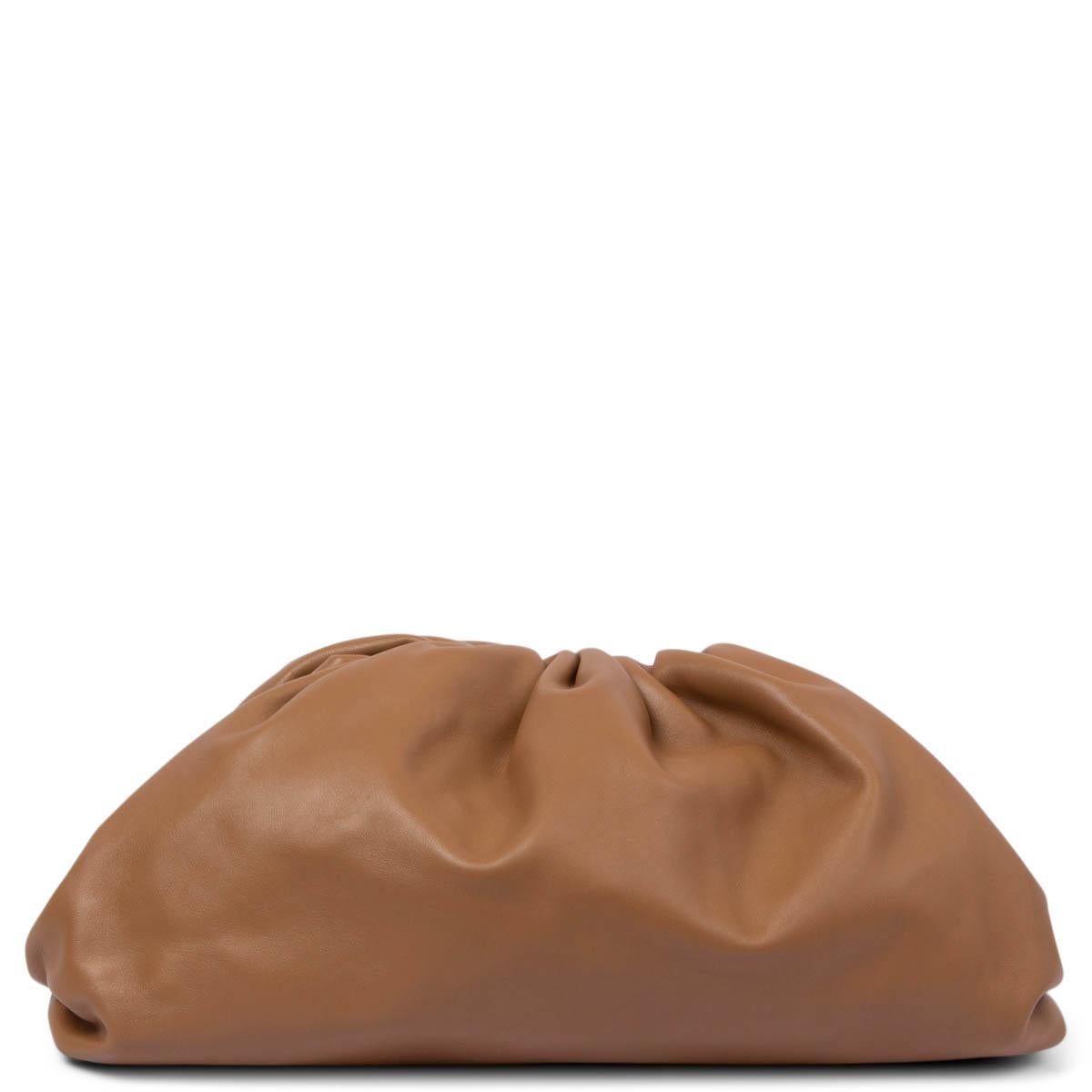 BOTTEGA VENETA camel brown leather POUCH OVERSIZED Clutch Bag For Sale