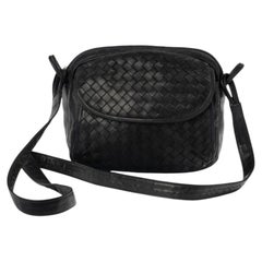 Bottega Veneta Camera Bag Medium Woven Blue