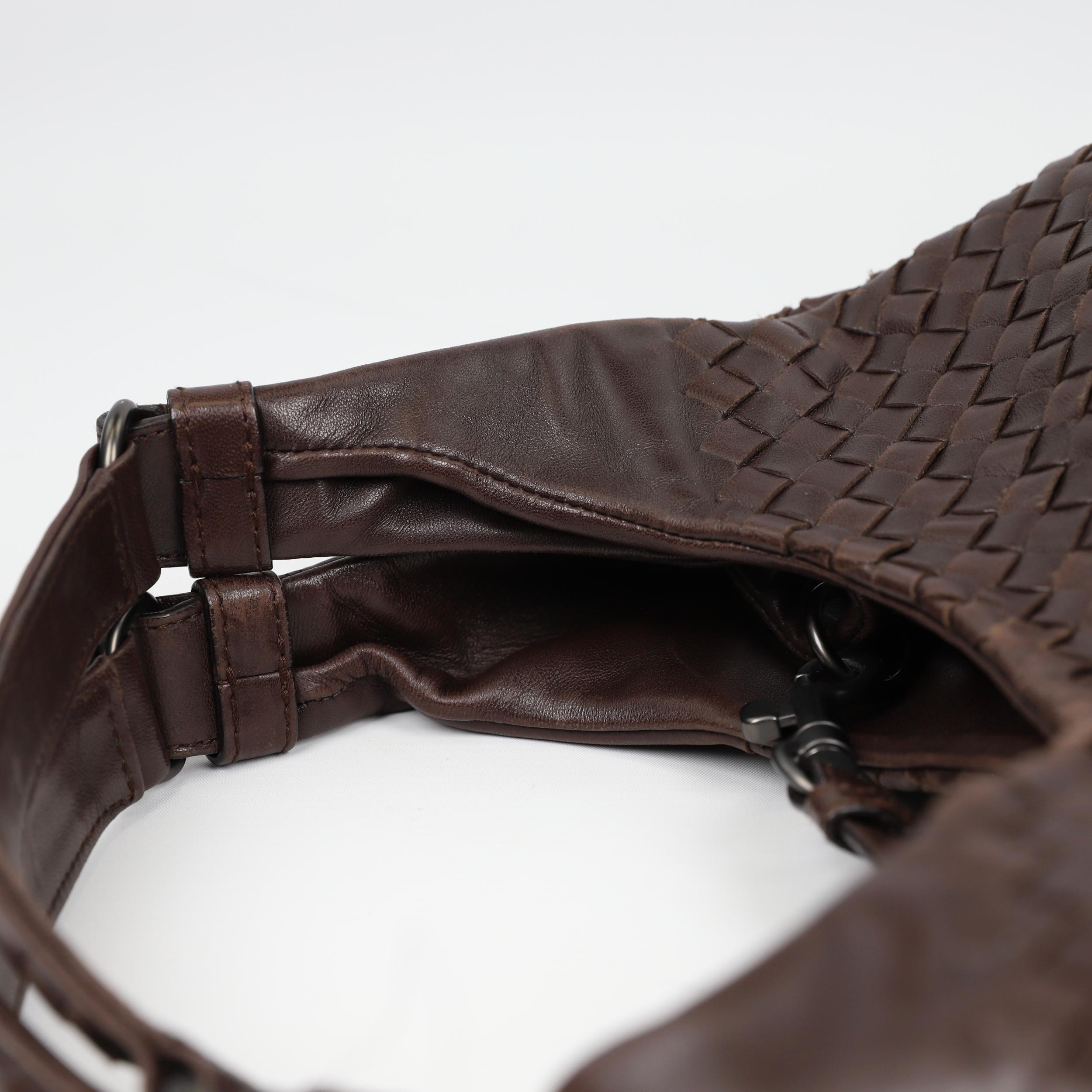 Bottega Veneta Campana leather handbag 9