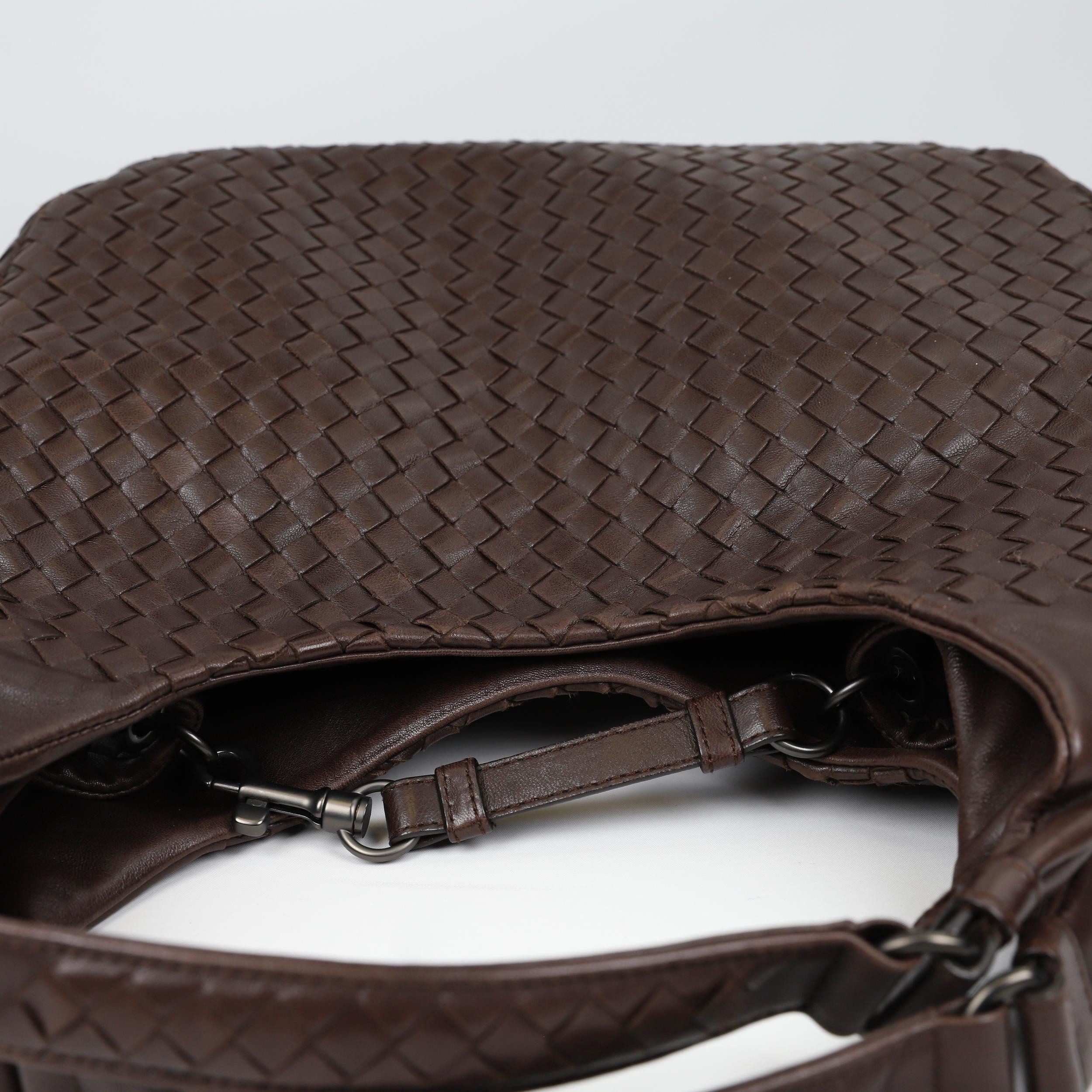 Bottega Veneta Campana leather handbag 10
