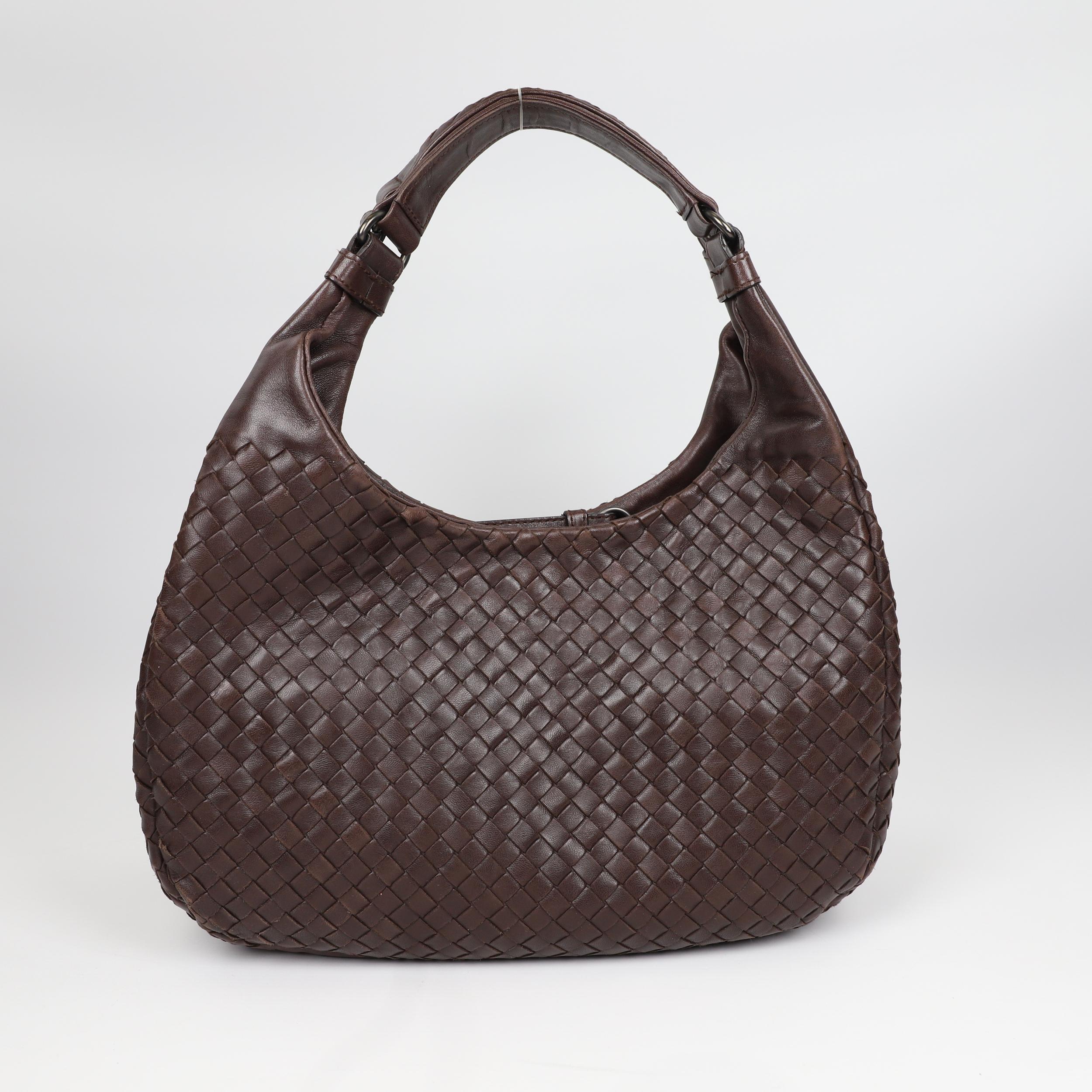 Bottega Veneta Campana leather handbag 12