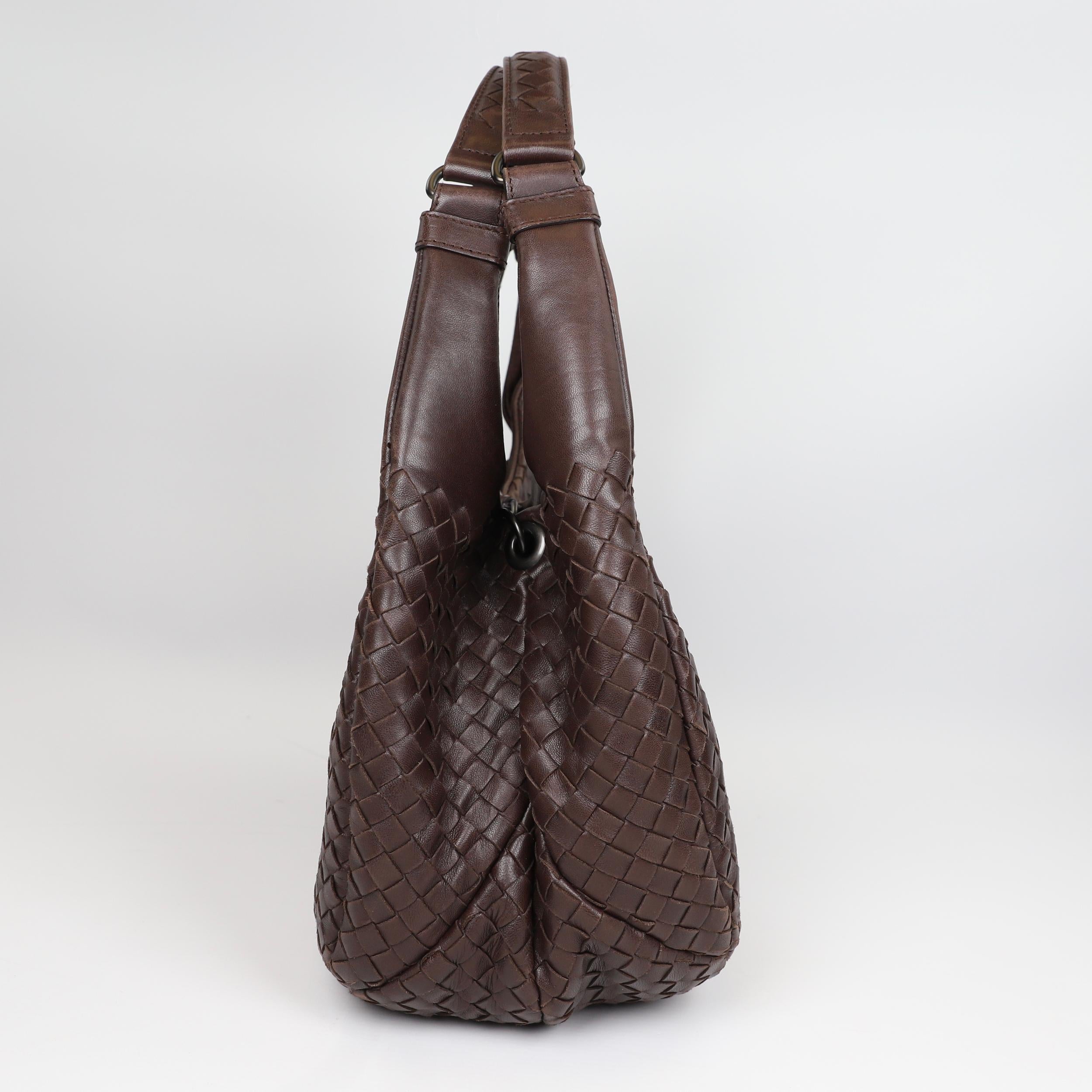 Bottega Veneta Campana leather handbag 13