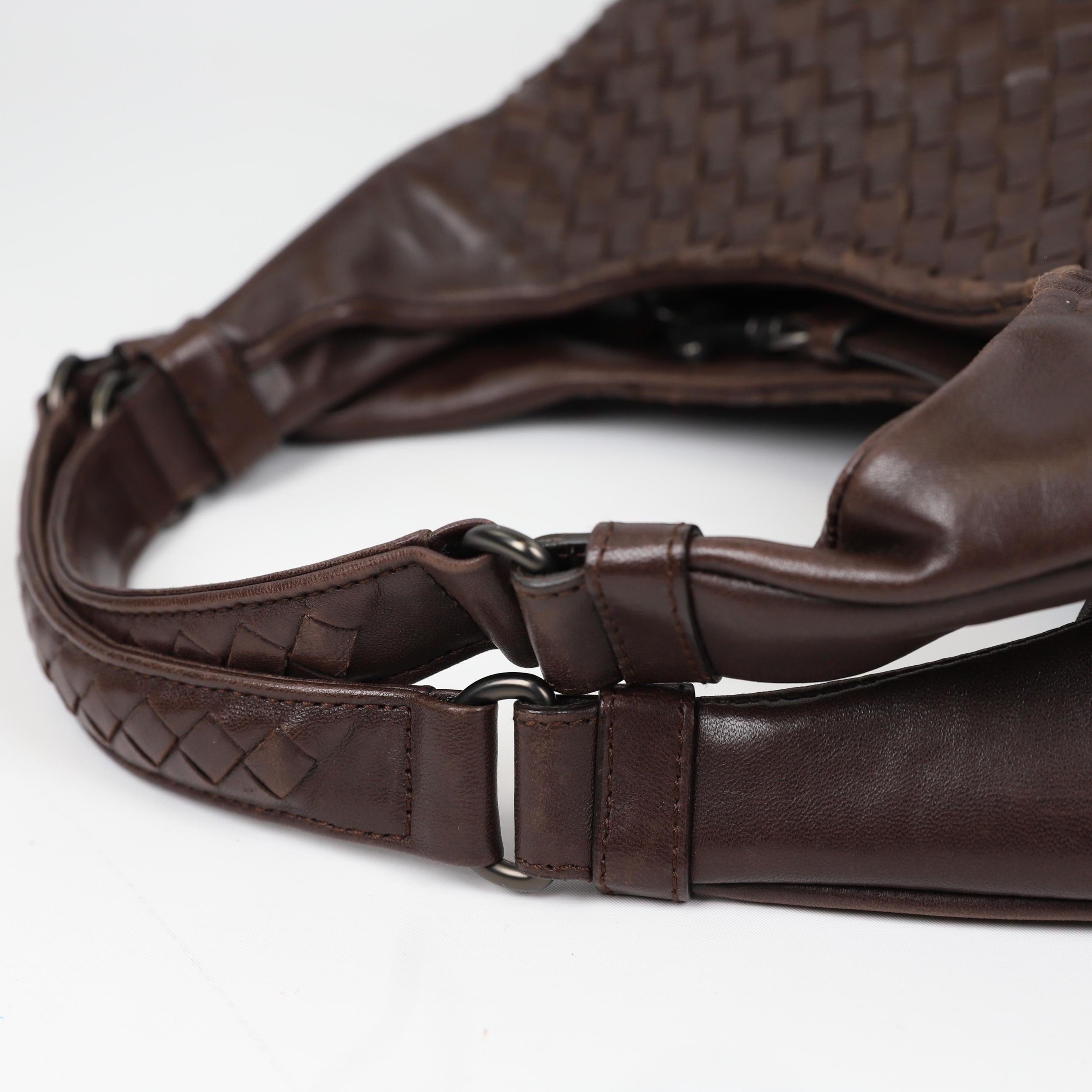 Bottega Veneta Campana leather handbag 16