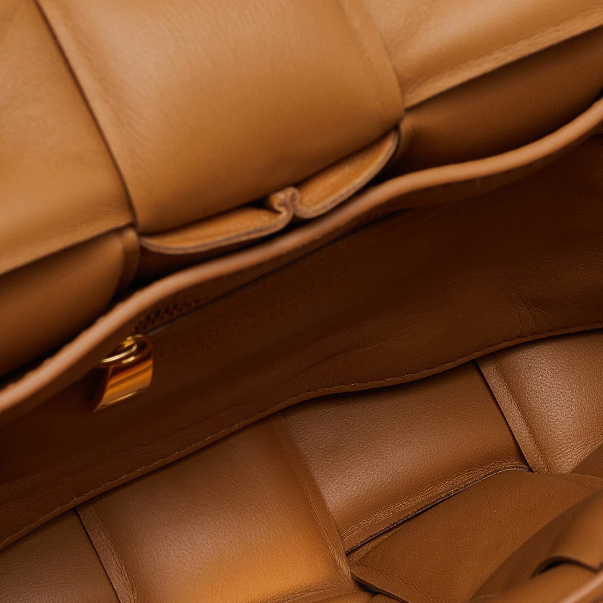 Bottega Veneta Caramel Padded Leather Cassette Chain Bag For Sale 2