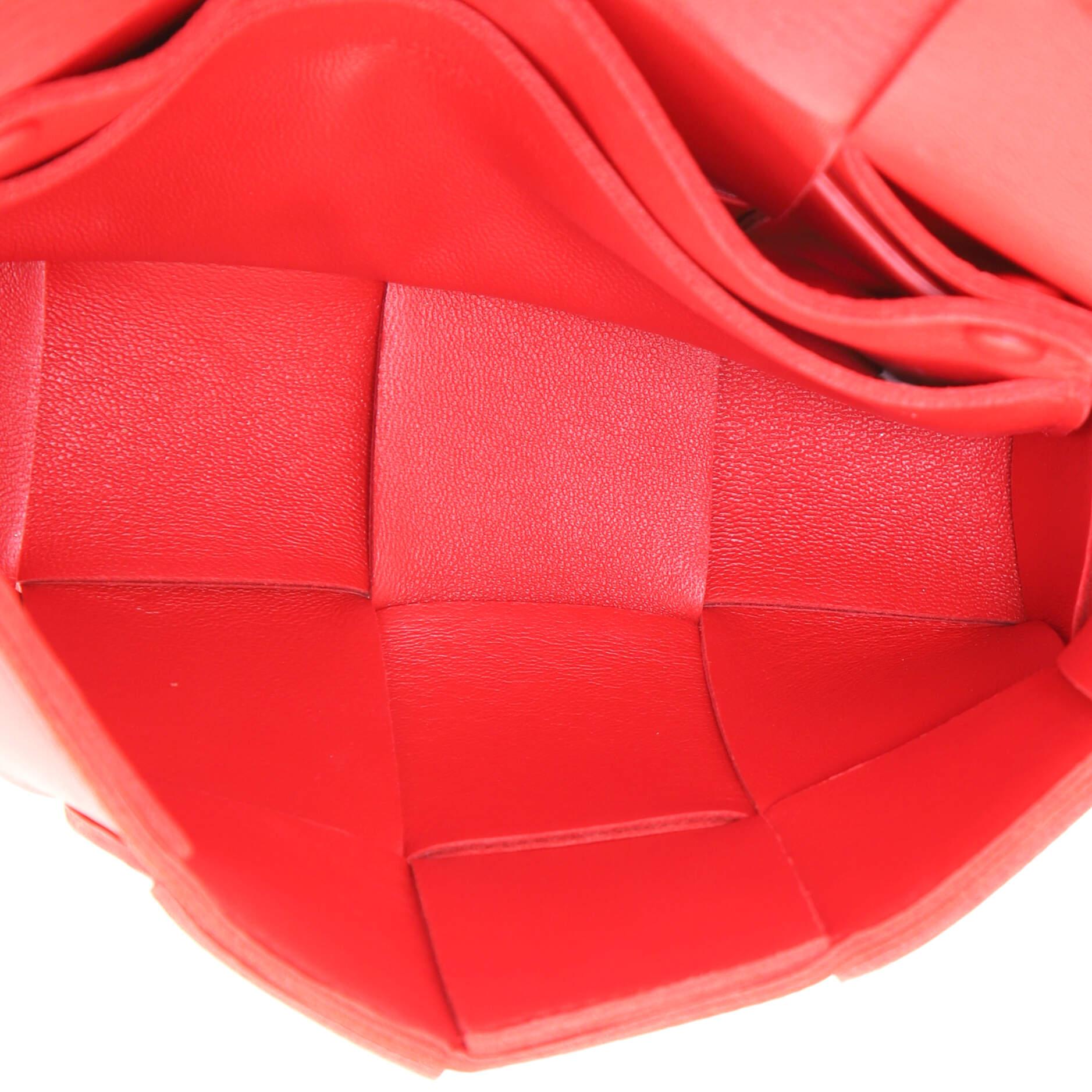 Women's or Men's Bottega Veneta Cassette Belt Bag Maxi Intrecciato Leather