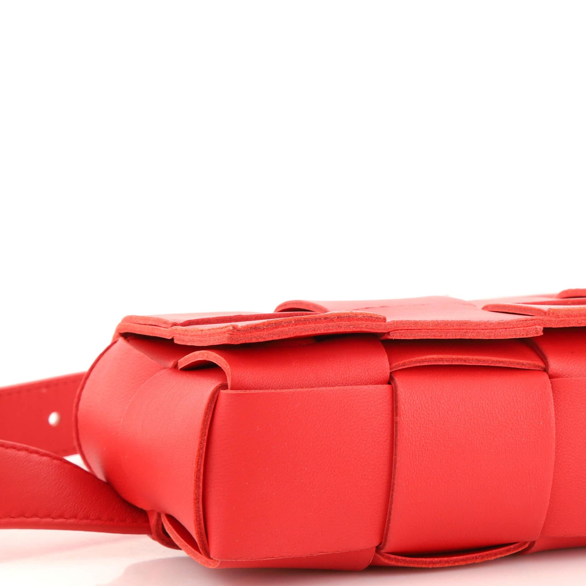 Bottega Veneta Cassette Belt Bag Maxi Intrecciato Leather 1