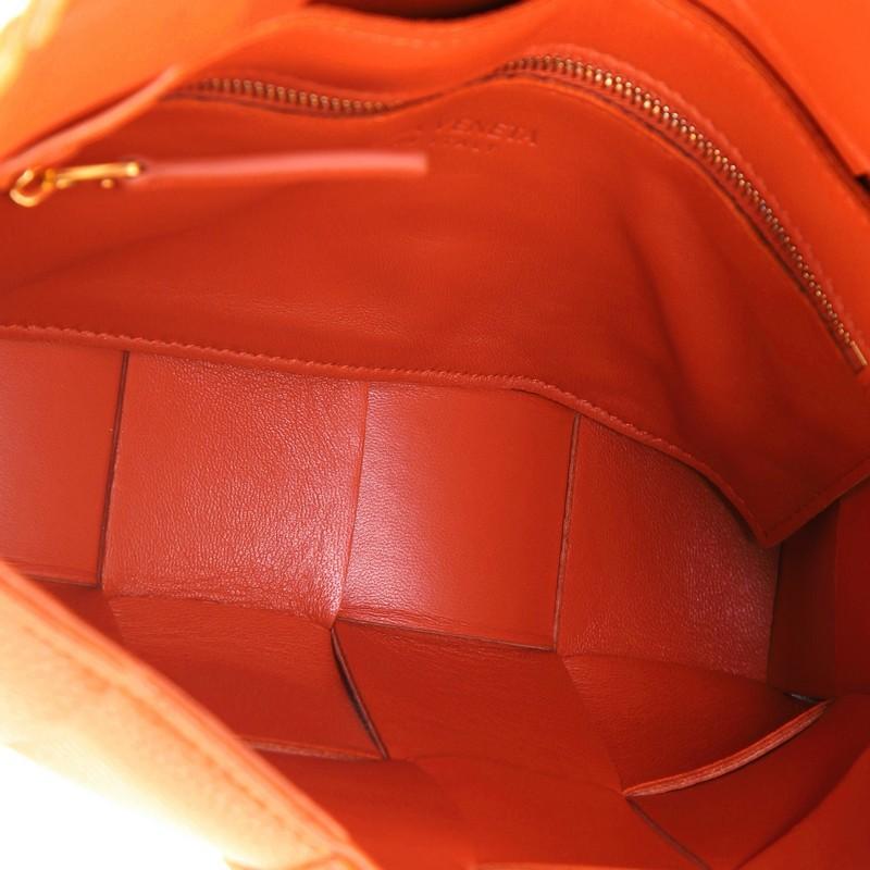 Bottega Veneta Cassette Crossbody Bag Maxi Intrecciato Leather 2