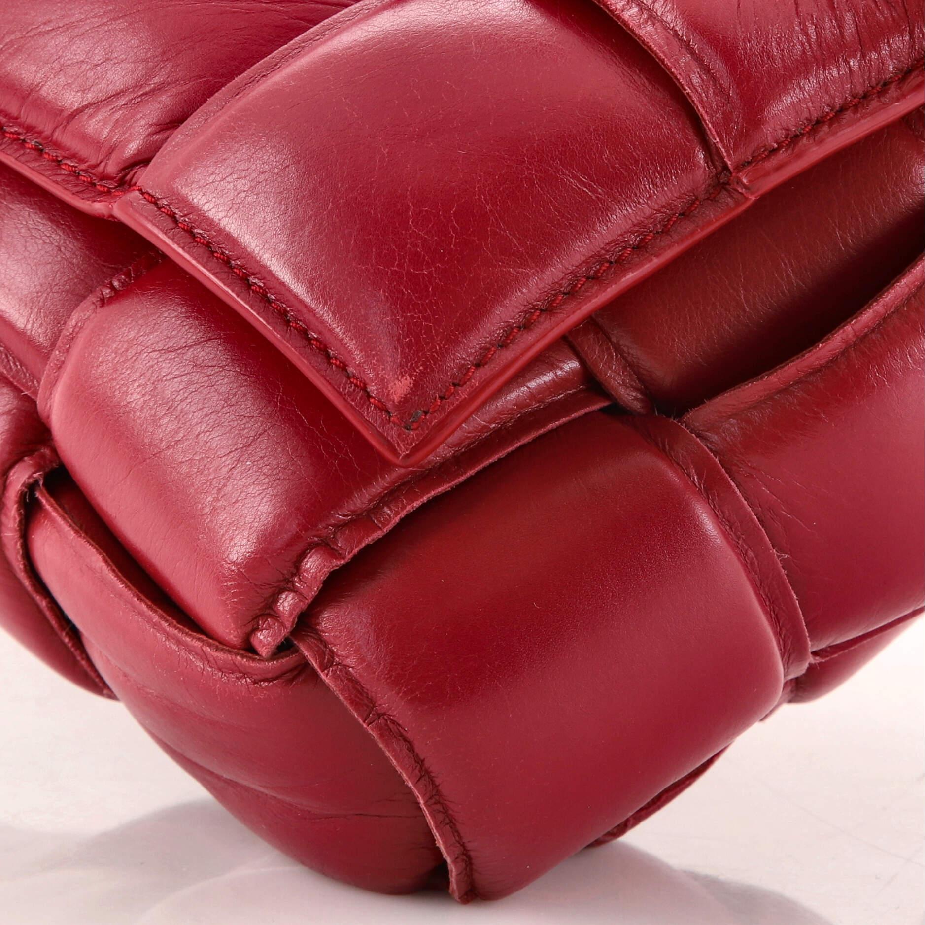 Women's or Men's Bottega Veneta Cassette Crossbody Bag Padded Maxi Intrecciato Leather