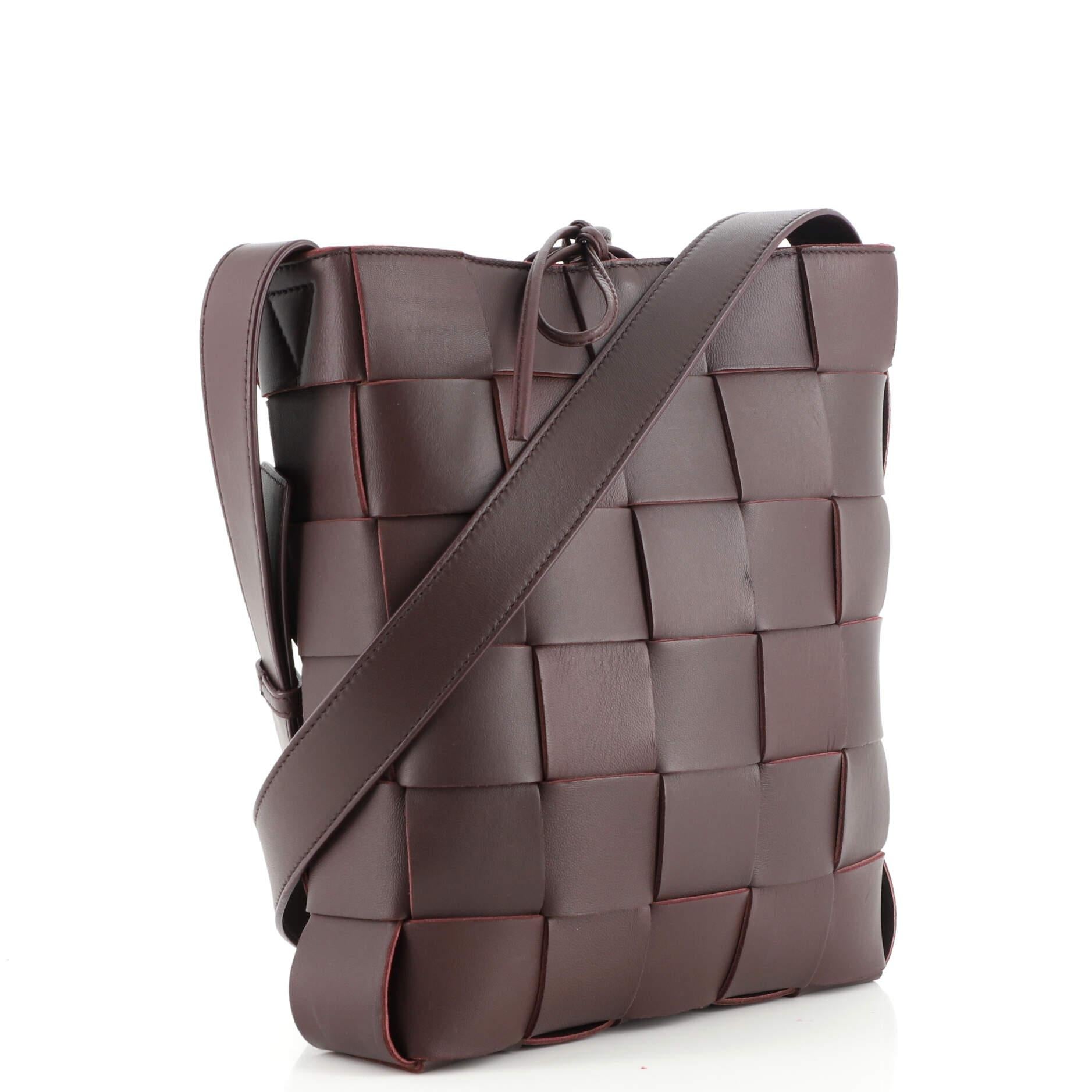 Bottega Veneta Cassette Messenger Bag Maxi Intrecciato Leather In Good Condition In NY, NY