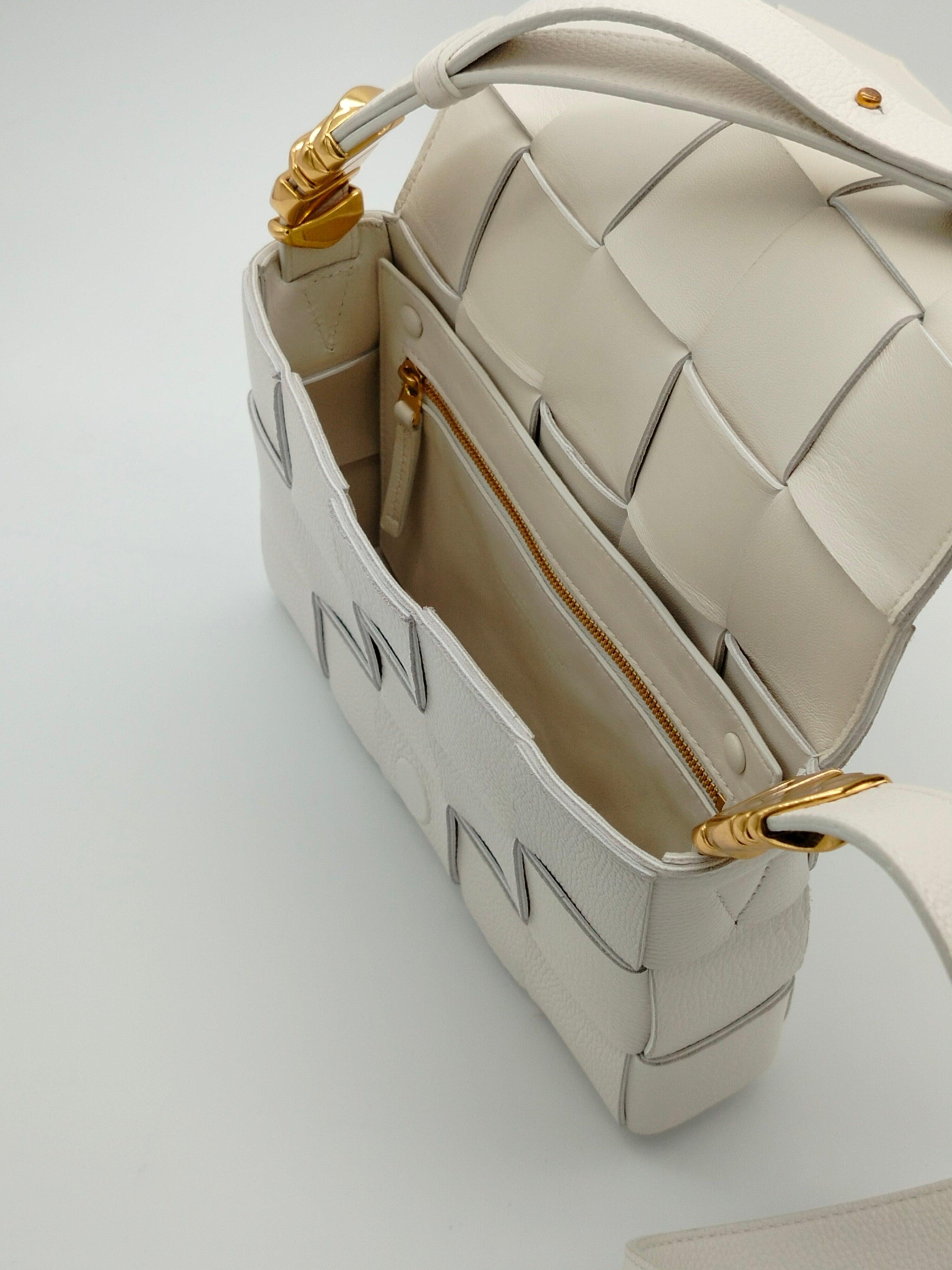 Bottega Veneta Cassette White Shoulder Bag - '20s 4