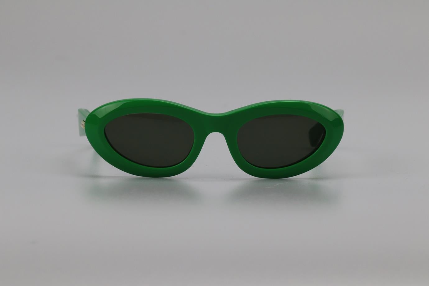 Bottega Veneta Cat Eye Acetate Sunglasses In Excellent Condition In London, GB