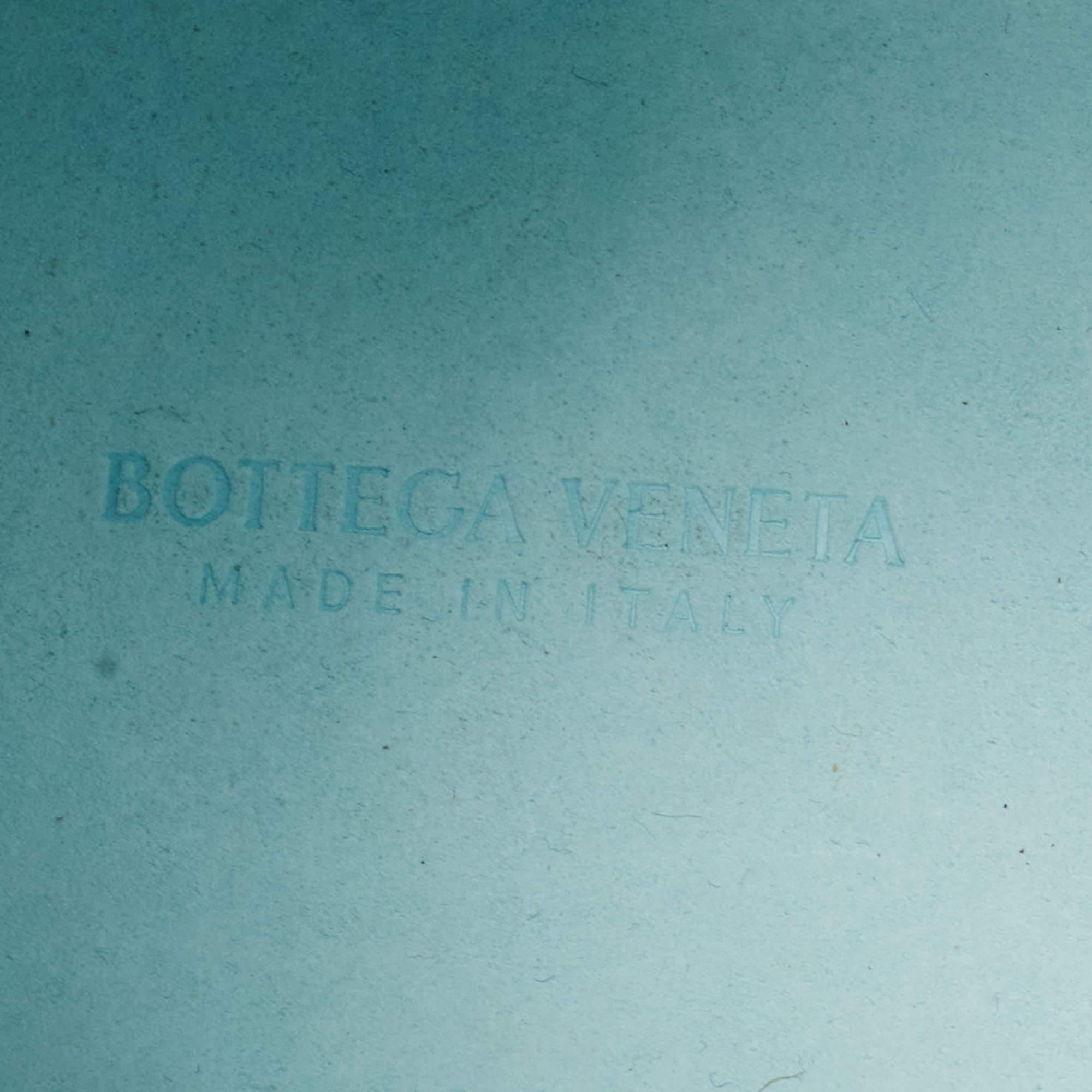 Bottega Veneta Celeste Blue Intrecciato Leather Arco Tote For Sale 5