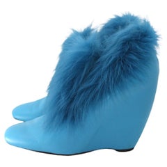 BOTTEGA VENETA cerulean blue leather and fur-lined leather wedges, Size 39