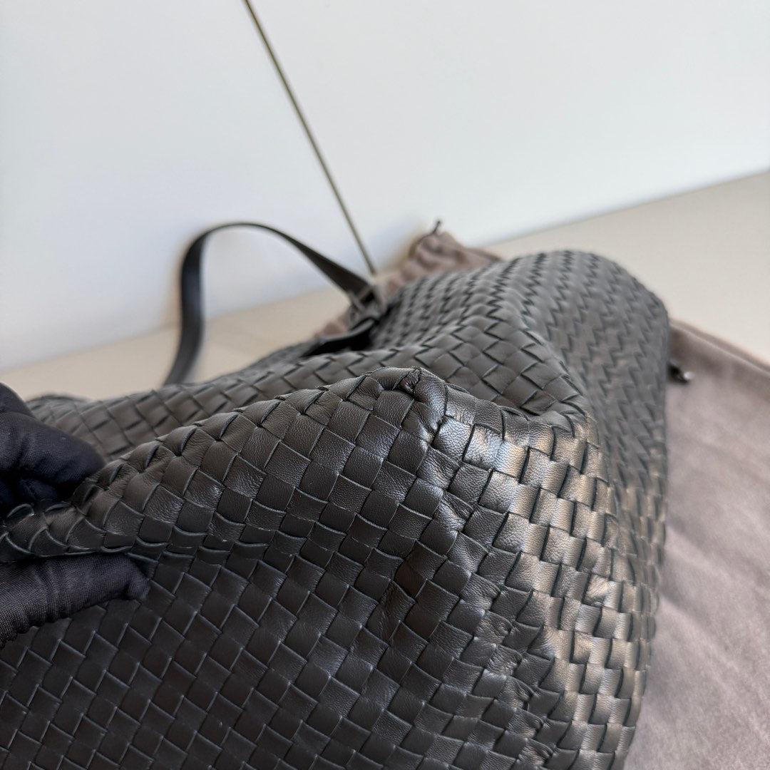 Bottega Veneta Cesta Shopper Tote Nappa Intrecciato Leather Black Large 2