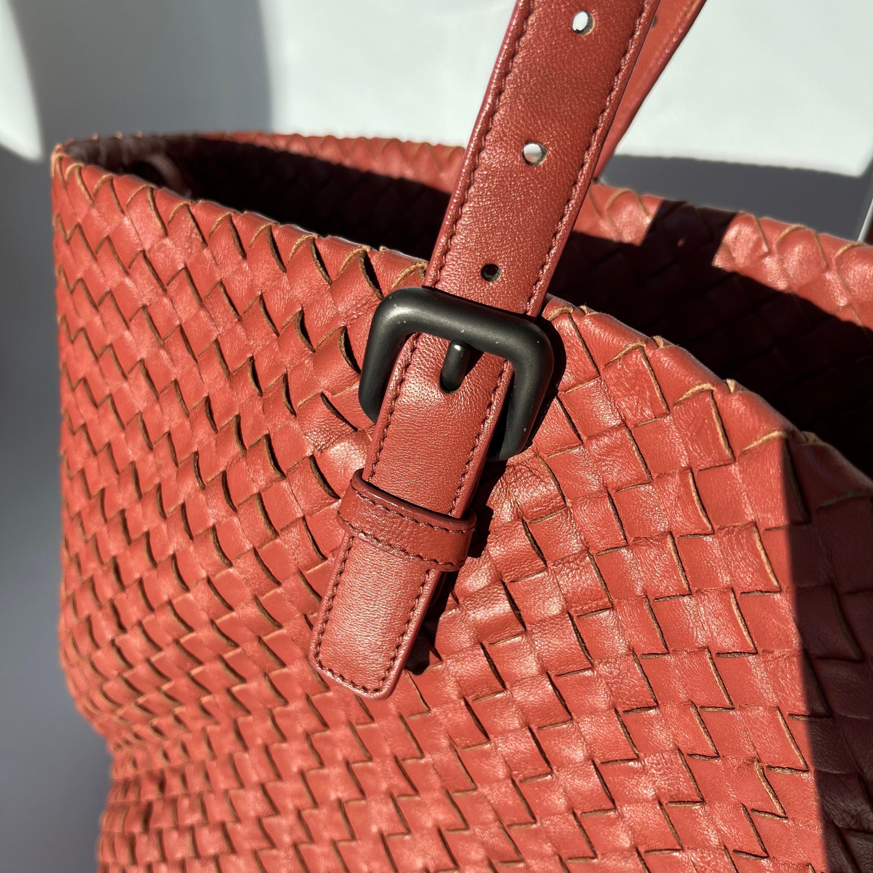 Bottega Veneta Cesta Tote Nappa Intrecciato Leather Brick Red 37cm 13