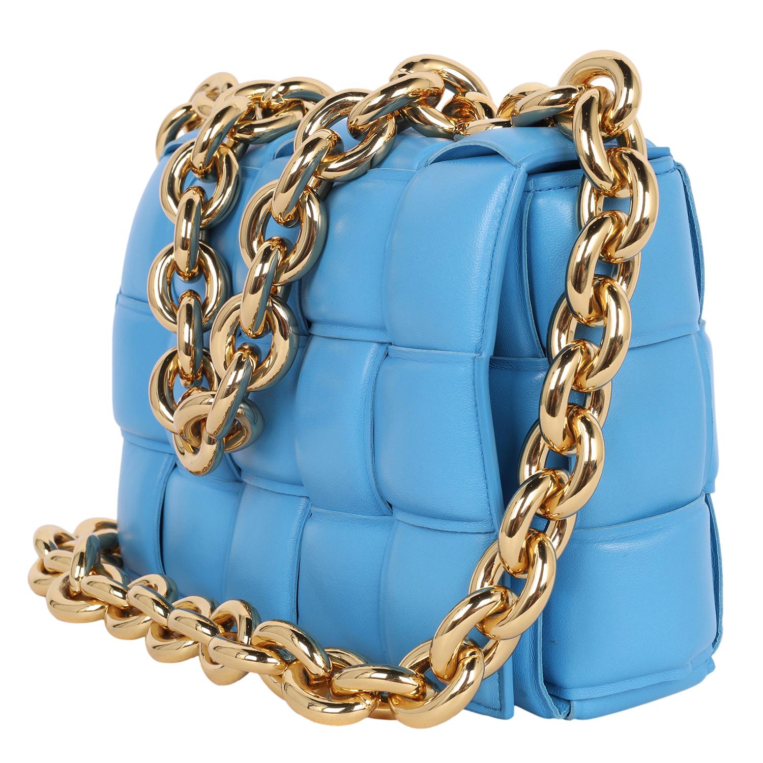 Bottega Veneta Chain Cassette CrossbodyBag Blue 1