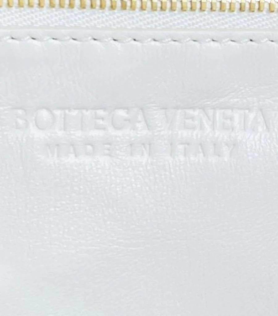 Bottega Veneta Chain Leather Tote Bag For Sale 3