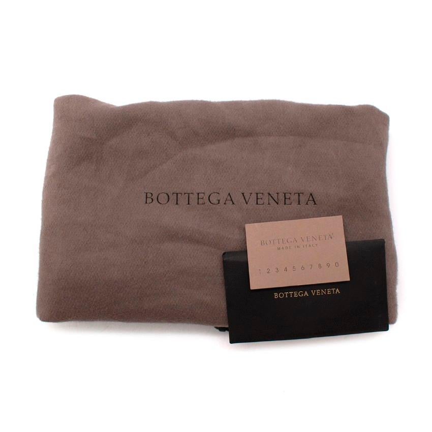 Bottega Veneta Chain Pouch Black Leather Shoulder Bag For Sale 2
