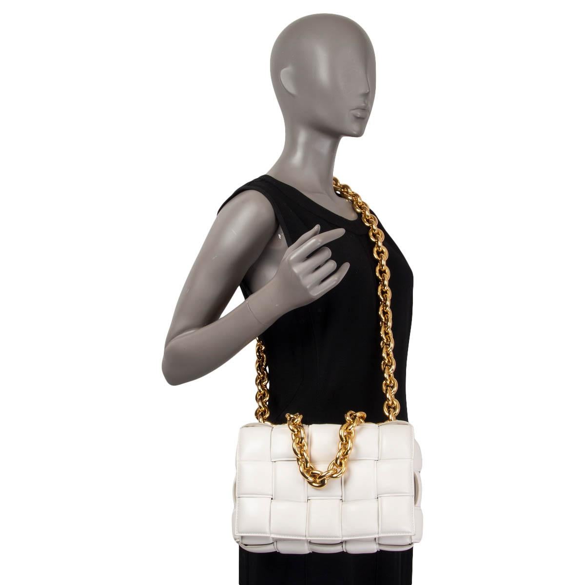 BOTTEGA VENETA Chalk ivory leather CHAIN CASSETTE Shoulder Bag For Sale 5