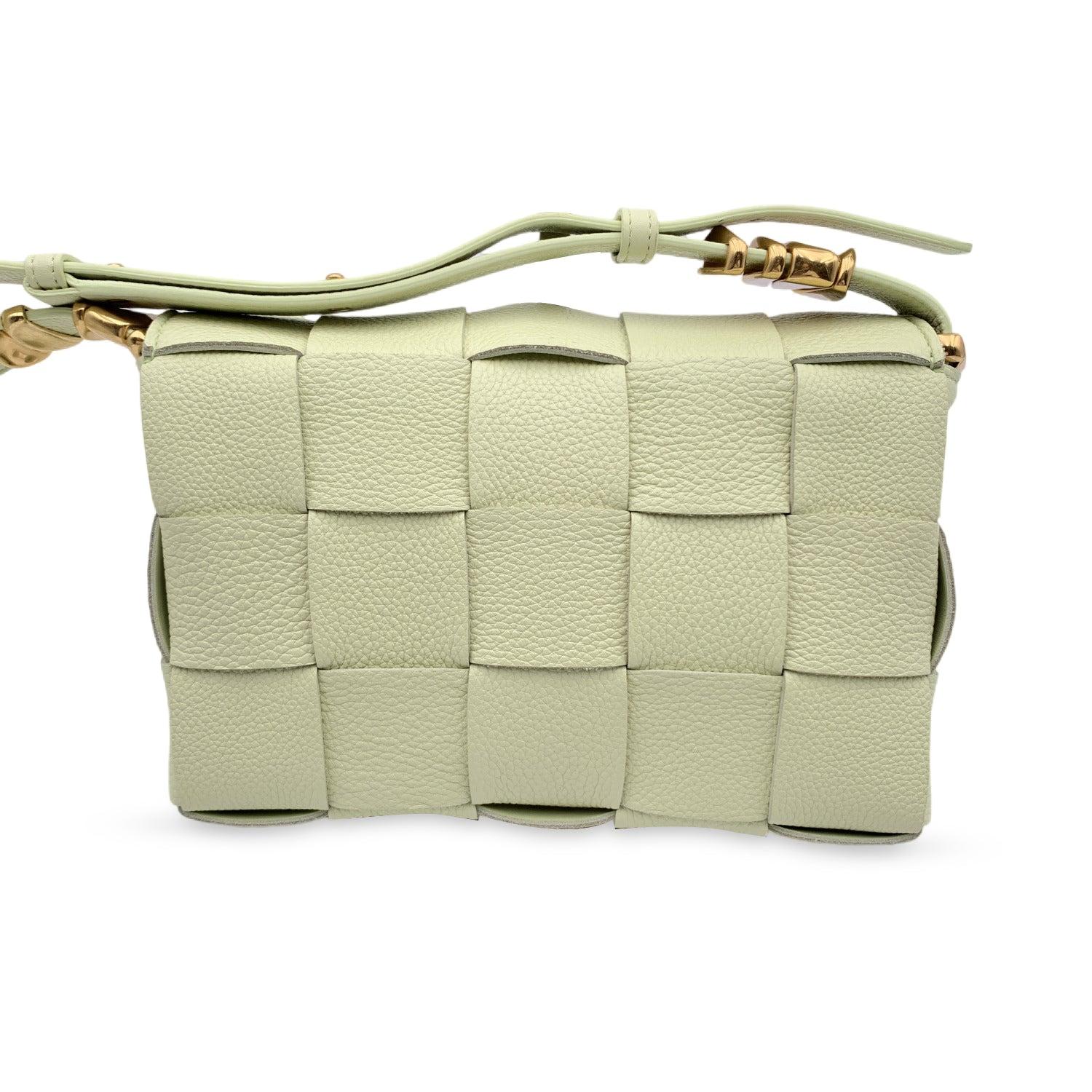 Bottega Veneta Champagne Leather Intreccio Cassette Shoulder Bag In Excellent Condition In Rome, Rome