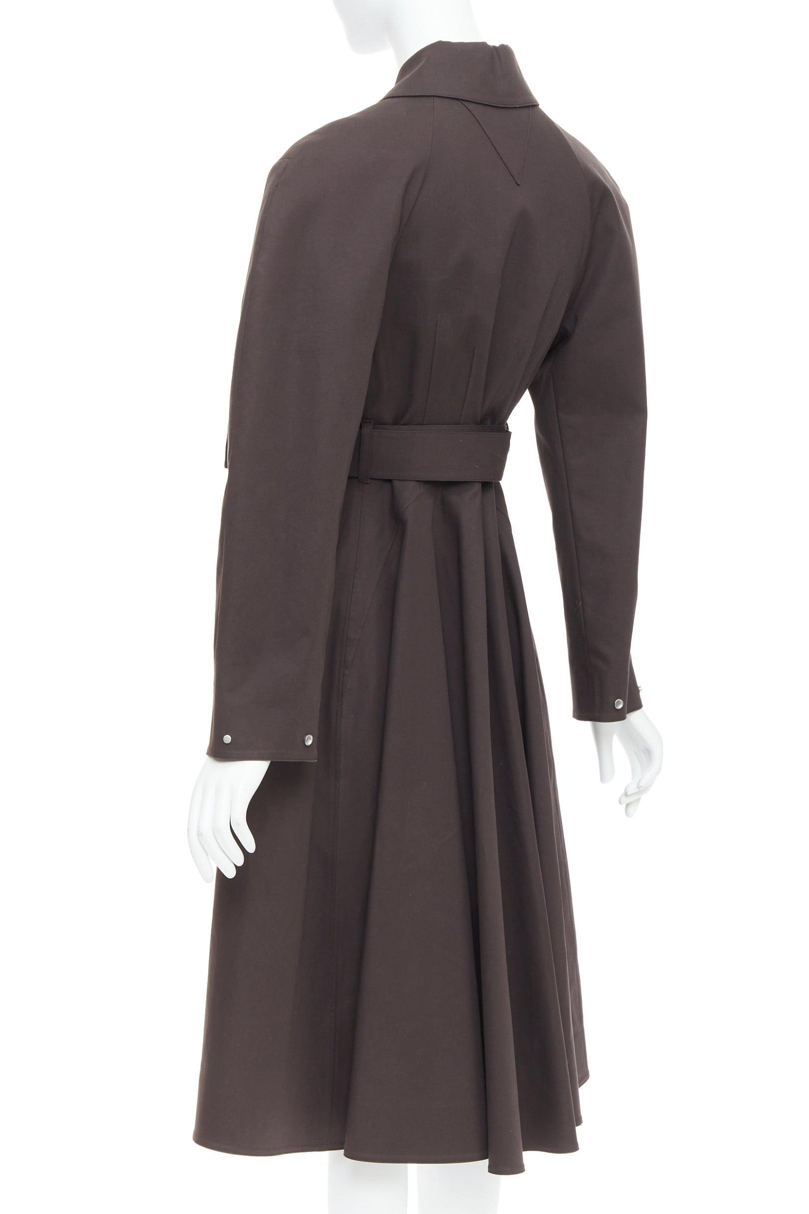 BOTTEGA VENETA gabardina con cintura de corsé en mezcla de algodón recubierto de carbón IT36 XXS en venta 2