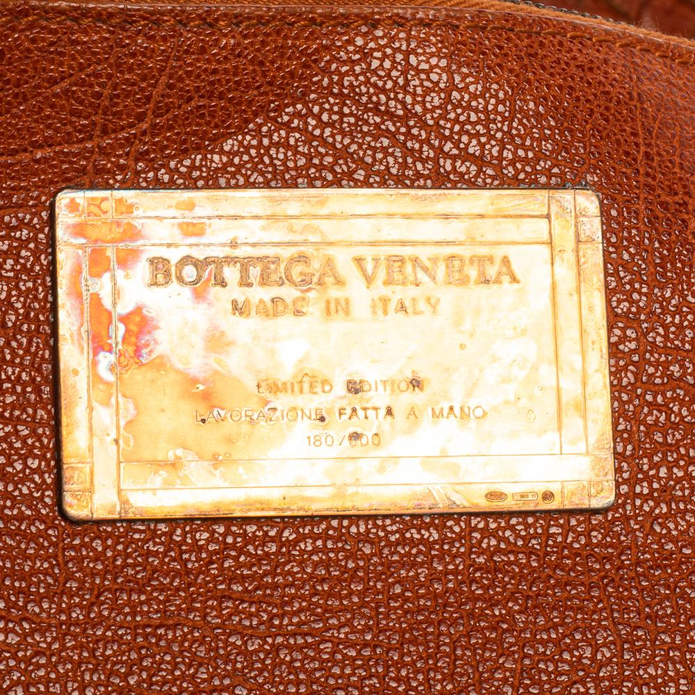 Bottega Veneta Cinnamon Stick Woven Medium Limited Edition 180/500 Cabat Tote In Fair Condition In Dubai, Al Qouz 2