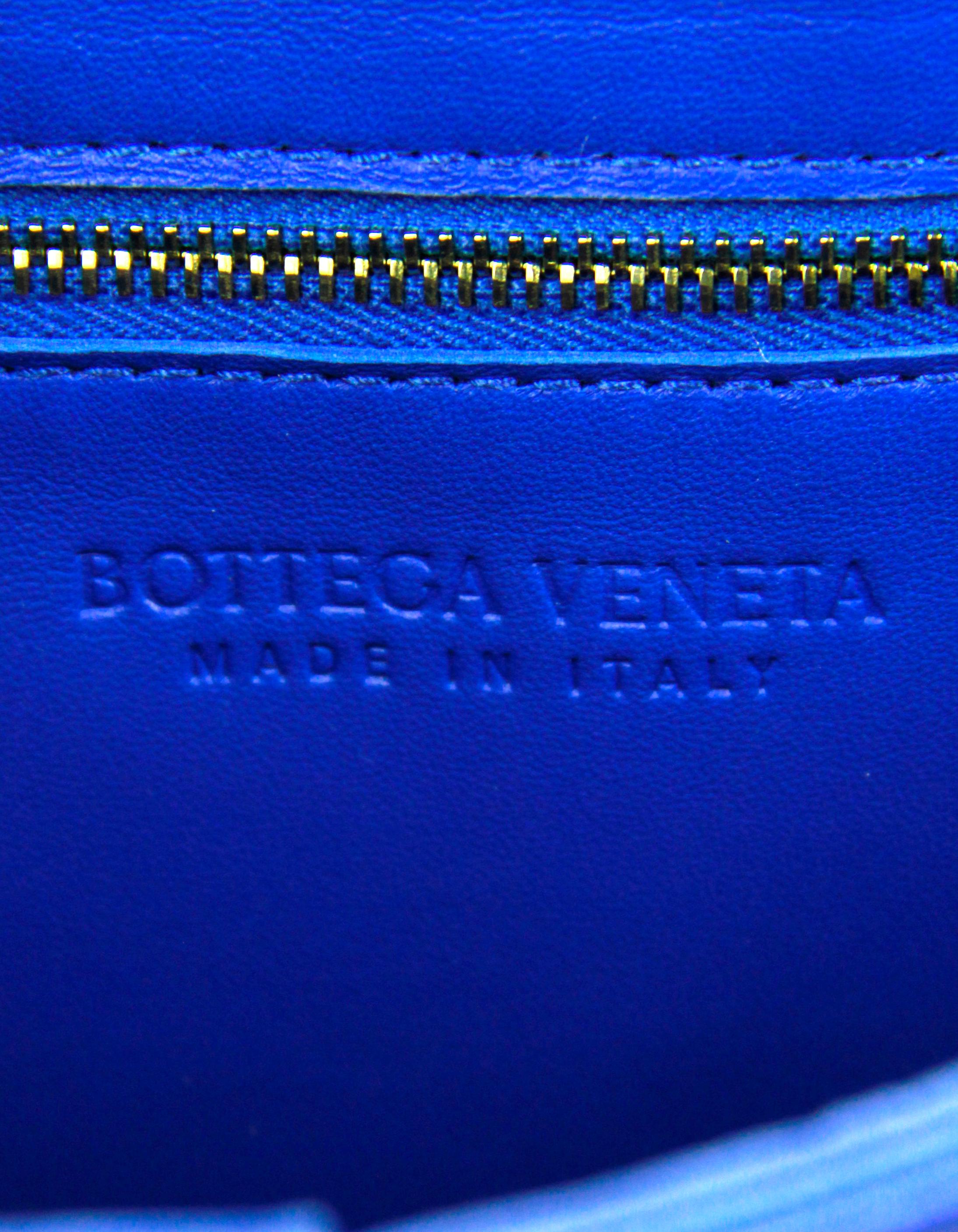 Women's Bottega Veneta Cobalt Blue Maxi Intrecciato Cassette Crossbody Bag
