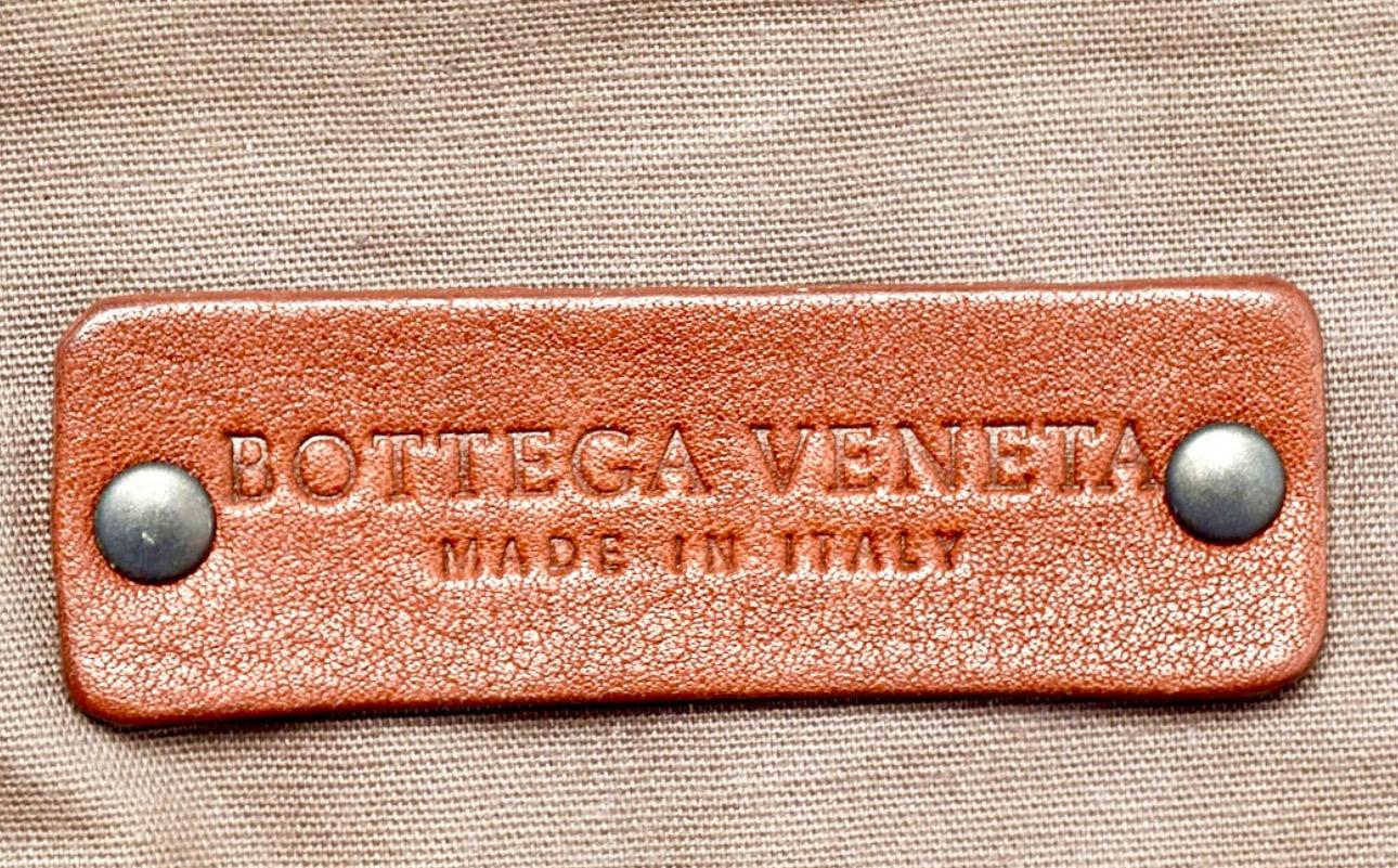 BOTTEGA VENETA Bolso de viaje Weekender de piel antigua tejida Intrecciato coñac en venta 5