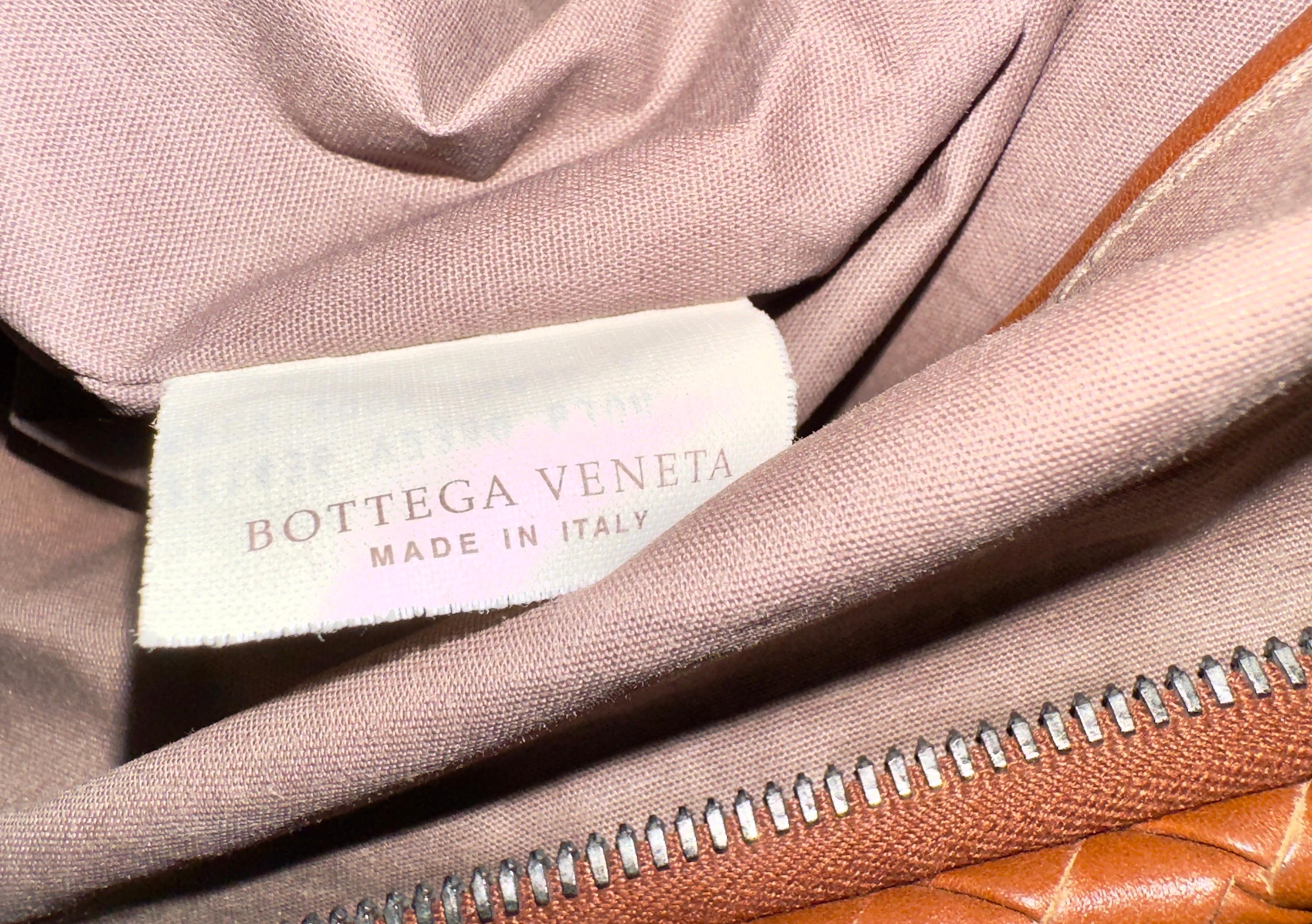 BOTTEGA VENETA Bolso de viaje Weekender de piel antigua tejida Intrecciato coñac en venta 8