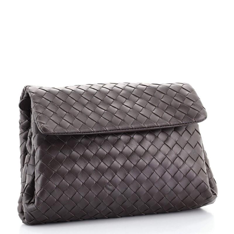 Gehäuseklappe-Clutch Intrecciato Nappa von Bottega Veneta Medium (Schwarz)