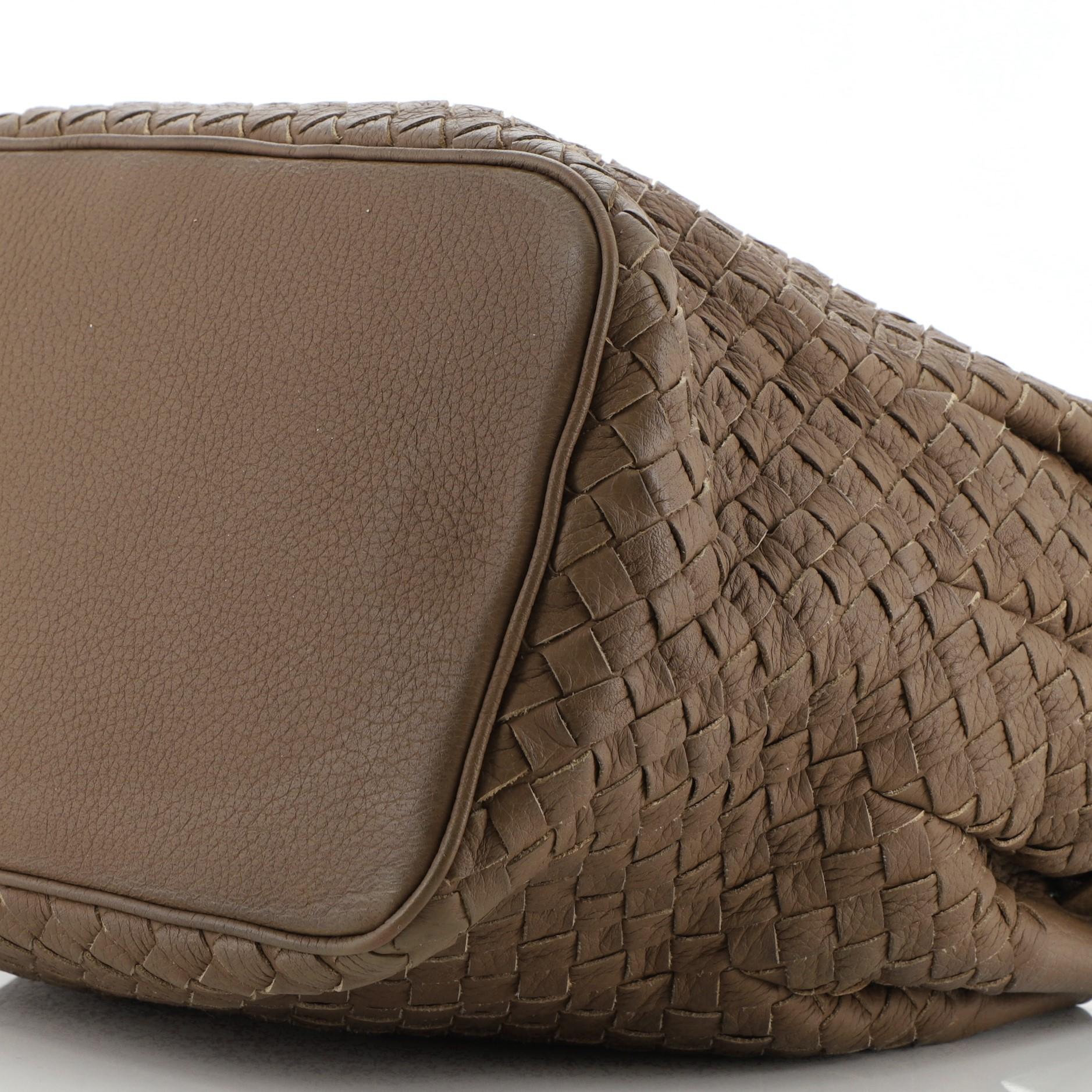 Convertible Bucket Bag Intrecciato Nappa von Bottega Veneta Medium 2