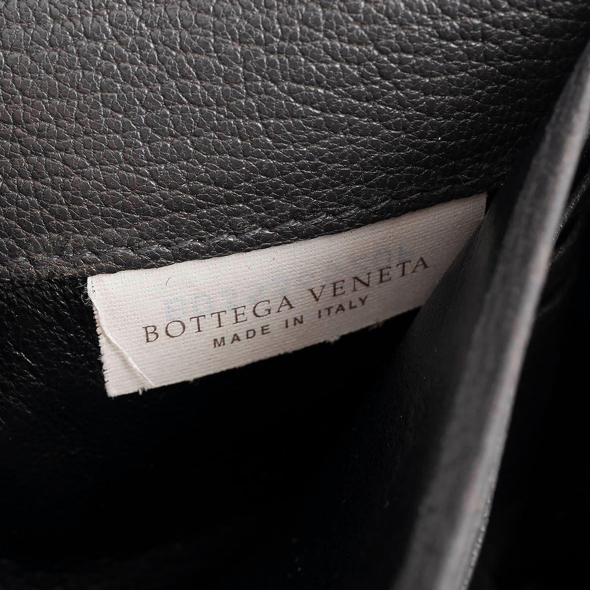 BOTTEGA VENETA cream & dark grey leather INTRECCIATO Flap Wallet For Sale 1