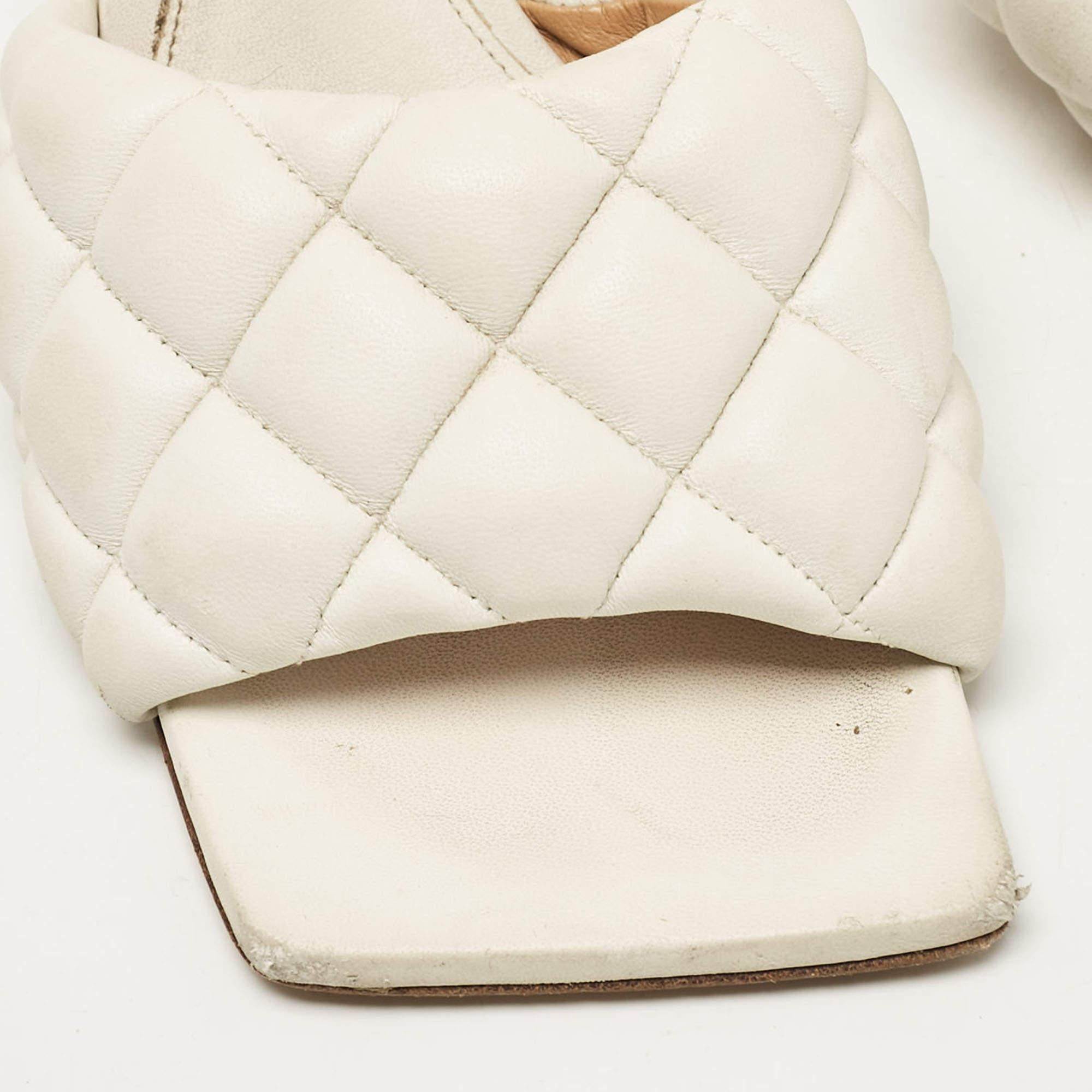 Bottega Veneta Cream Leather Lido Slide Sandals Size 37 For Sale 3