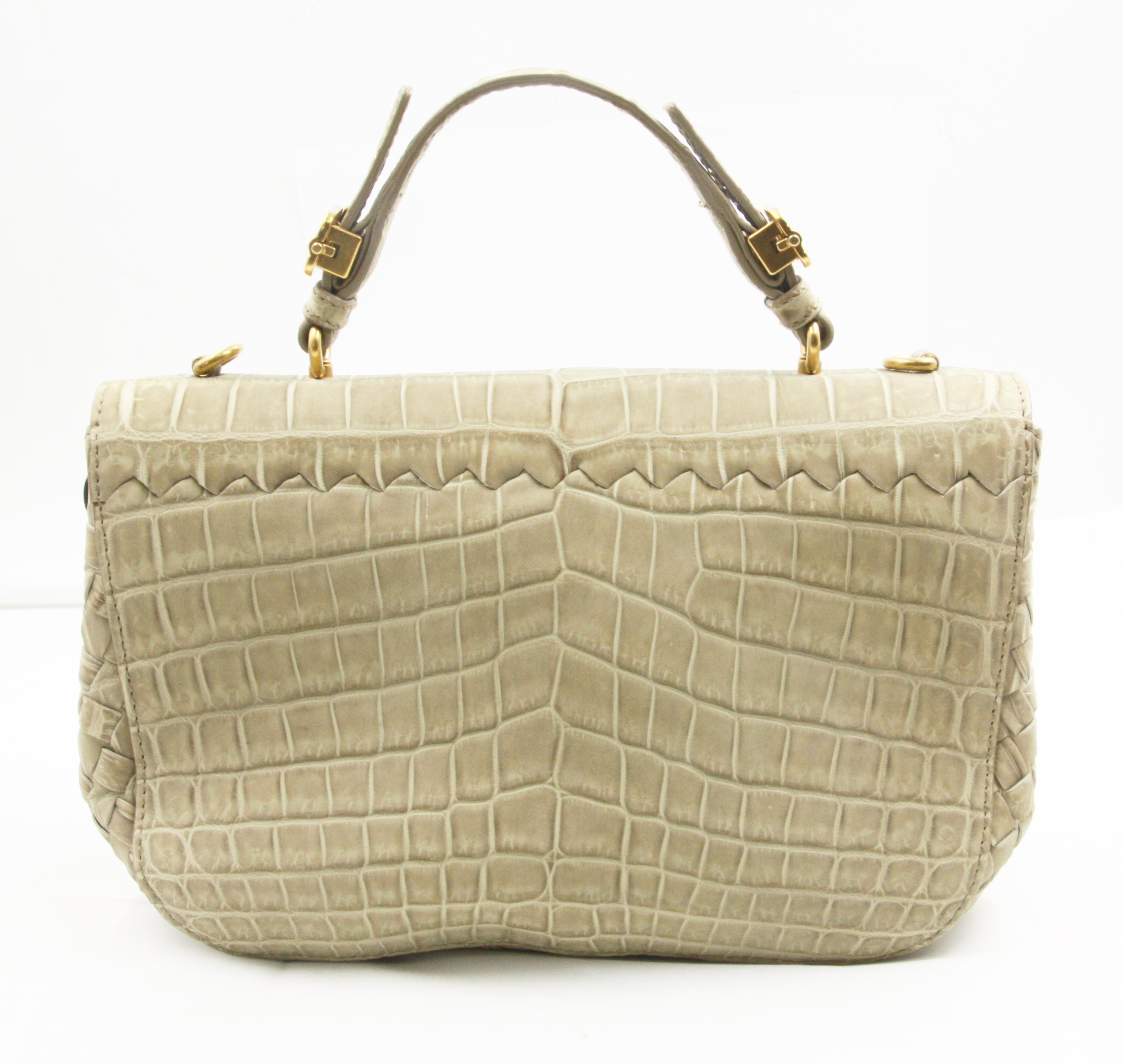 Bottega Veneta Crocodile Beige Shoulder Bag In Excellent Condition For Sale In New York, NY