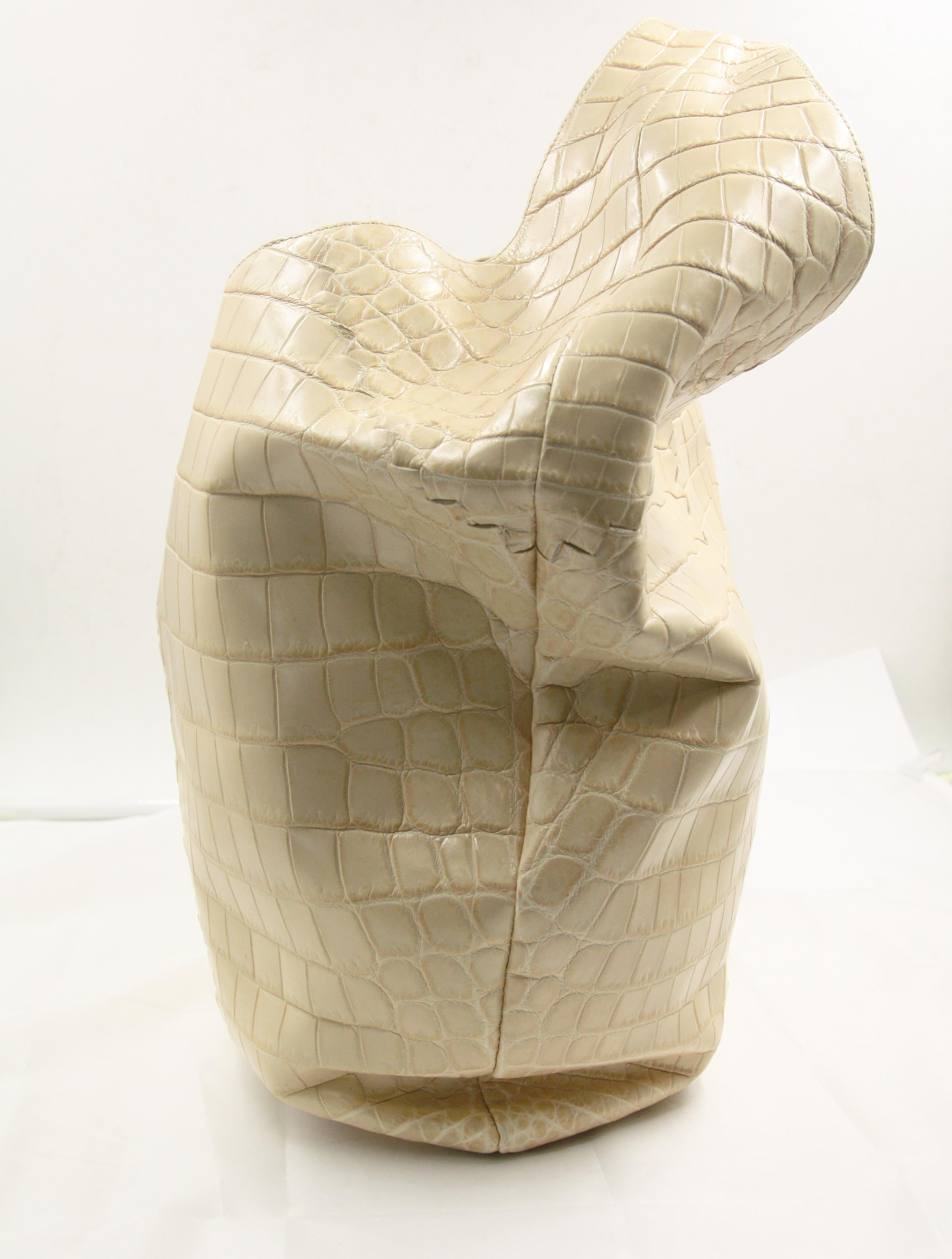 Bottega Veneta Crocodile Skin shoulder bag

Includes: Dustbag.

