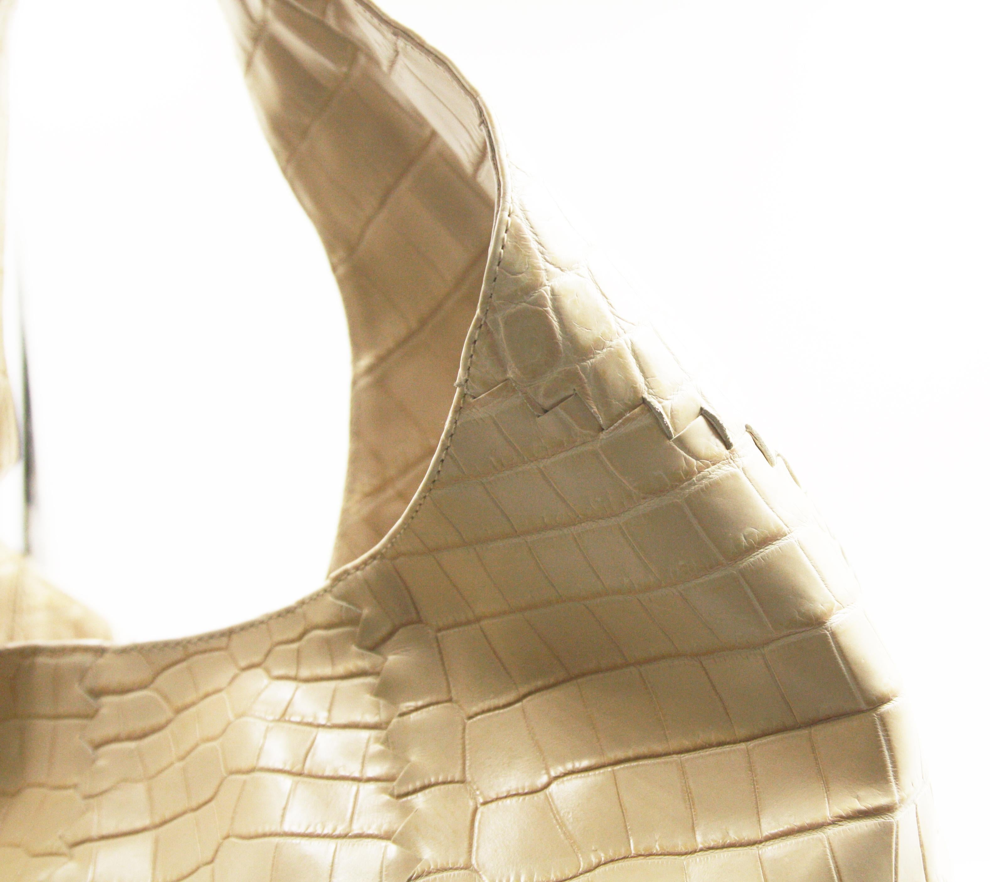 Bottega Veneta Crocodile Skin Beige Shoulder Bag For Sale 2