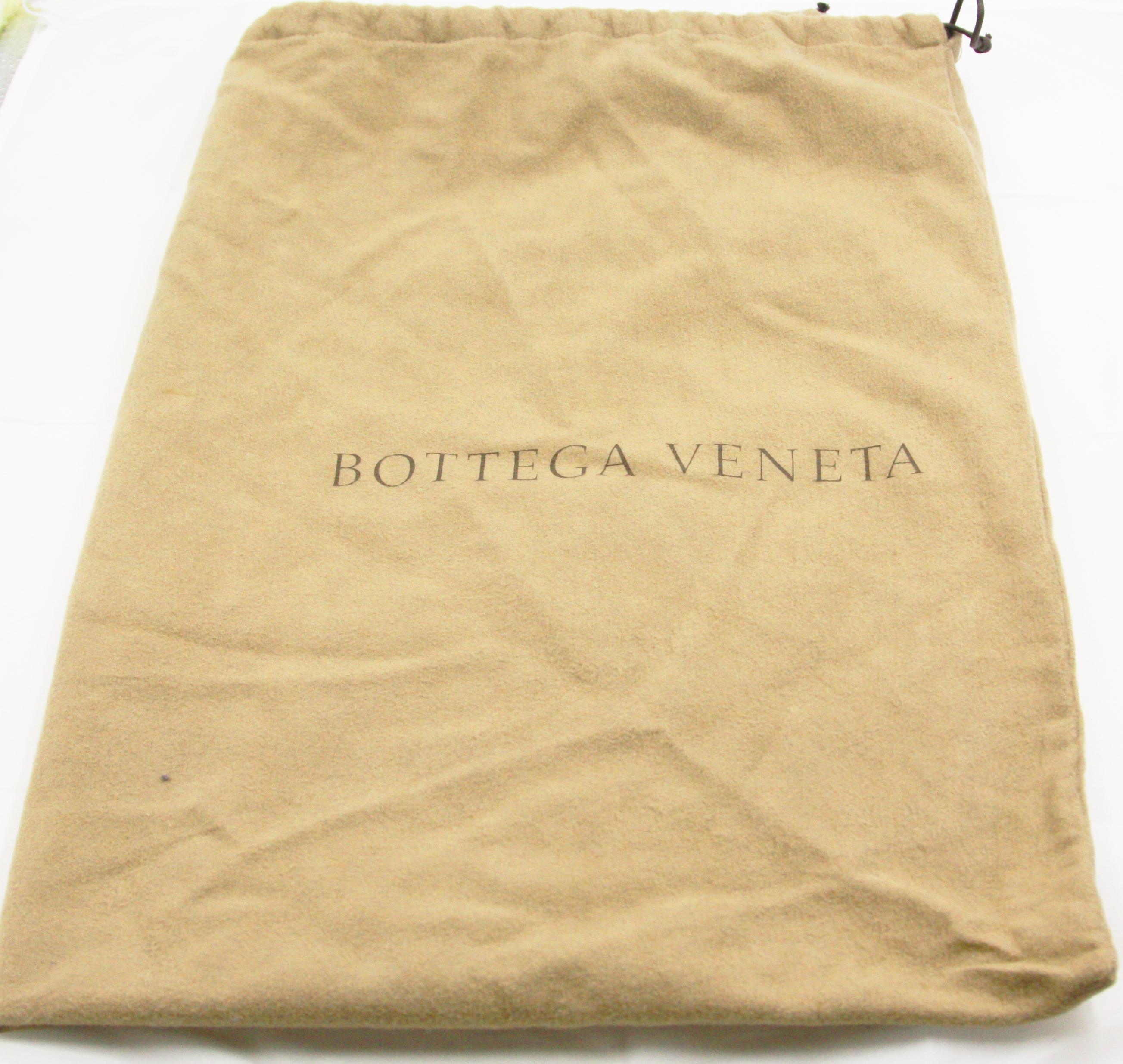Women's or Men's Bottega Veneta Crocodile Skin Dark Blue Shoulder Bag For Sale